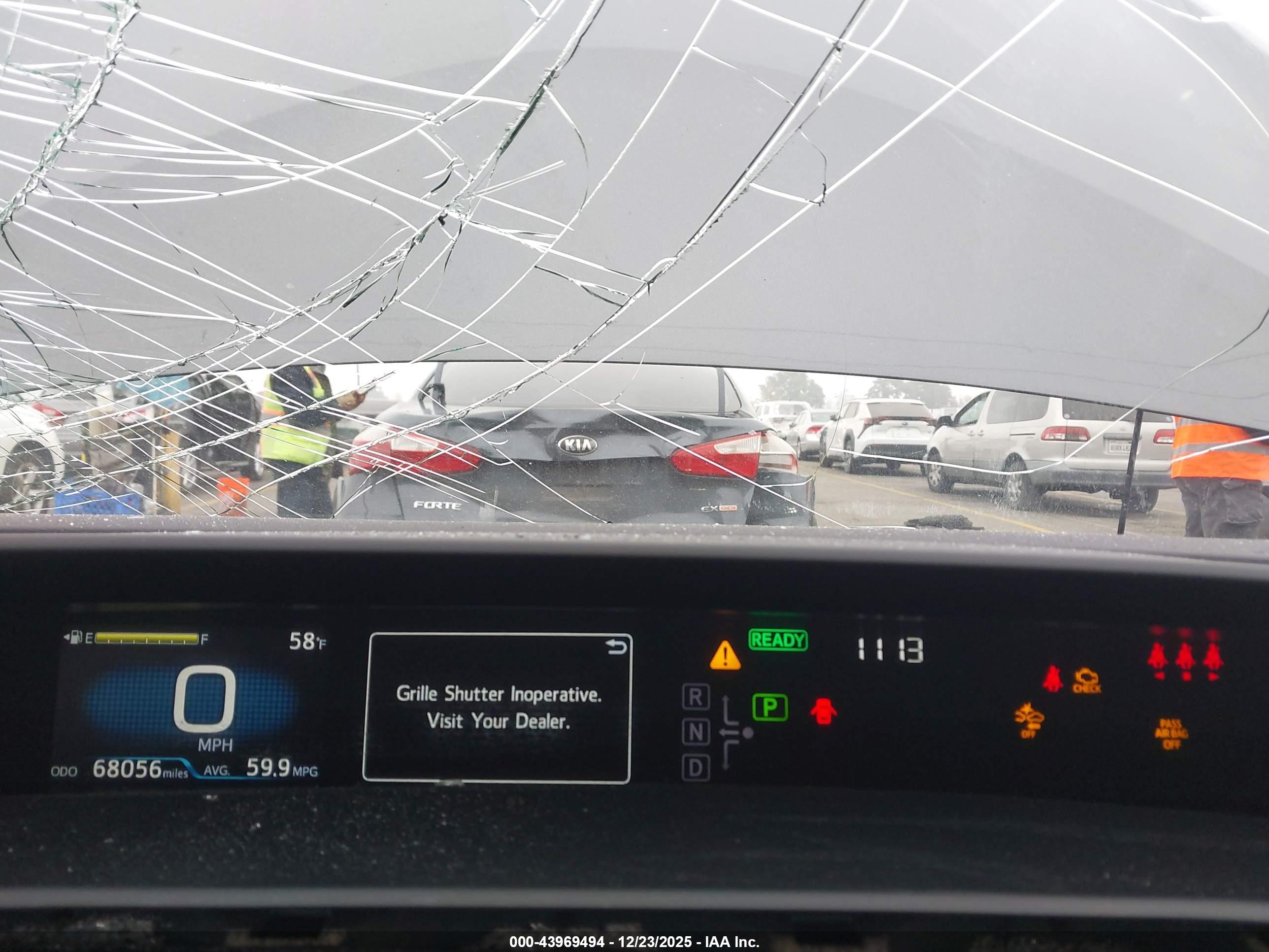 TOYOTA PRIUS image 7