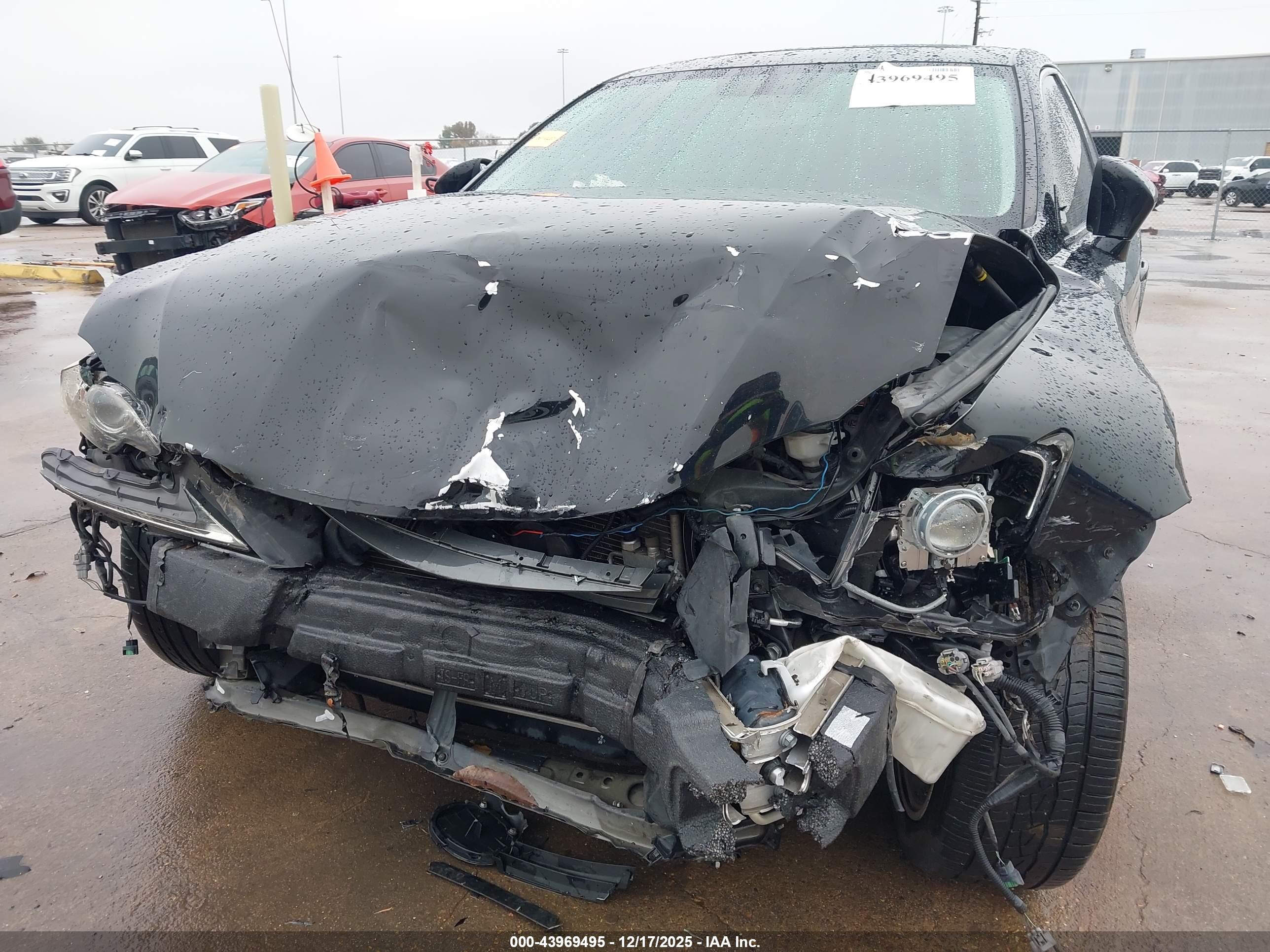 LEXUS IS image 6