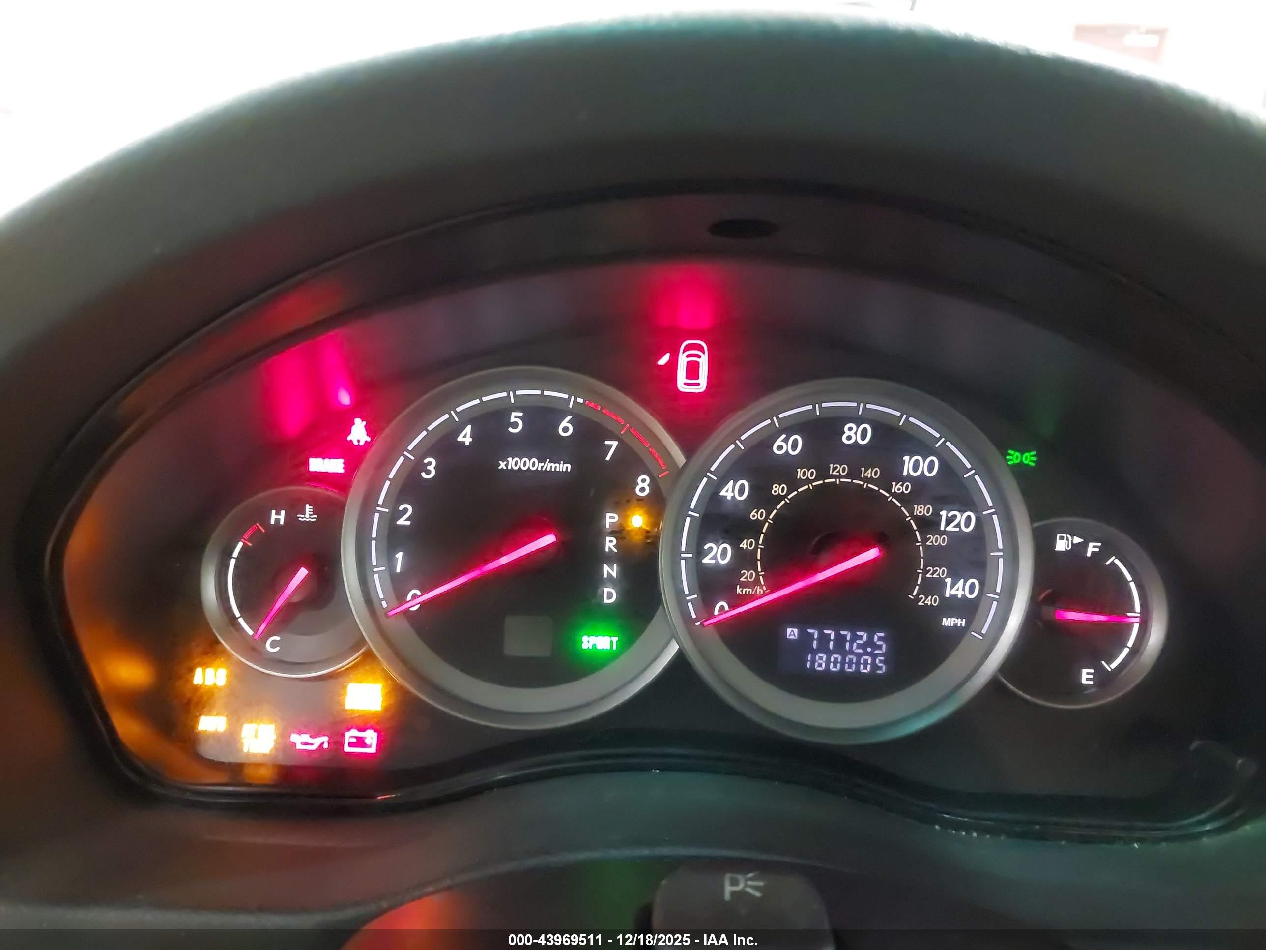 SUBARU OUTBACK image 7