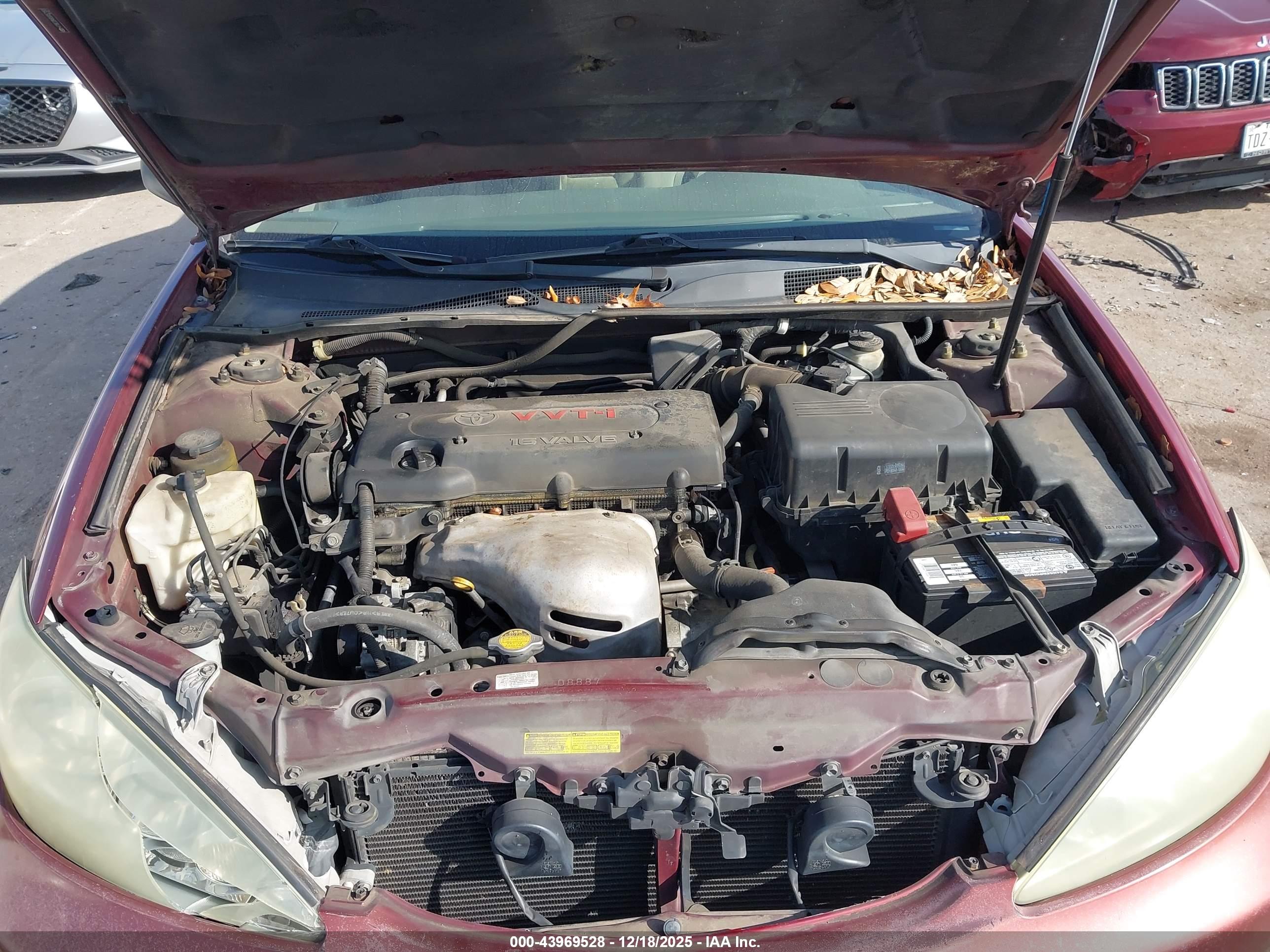 TOYOTA CAMRY image 10