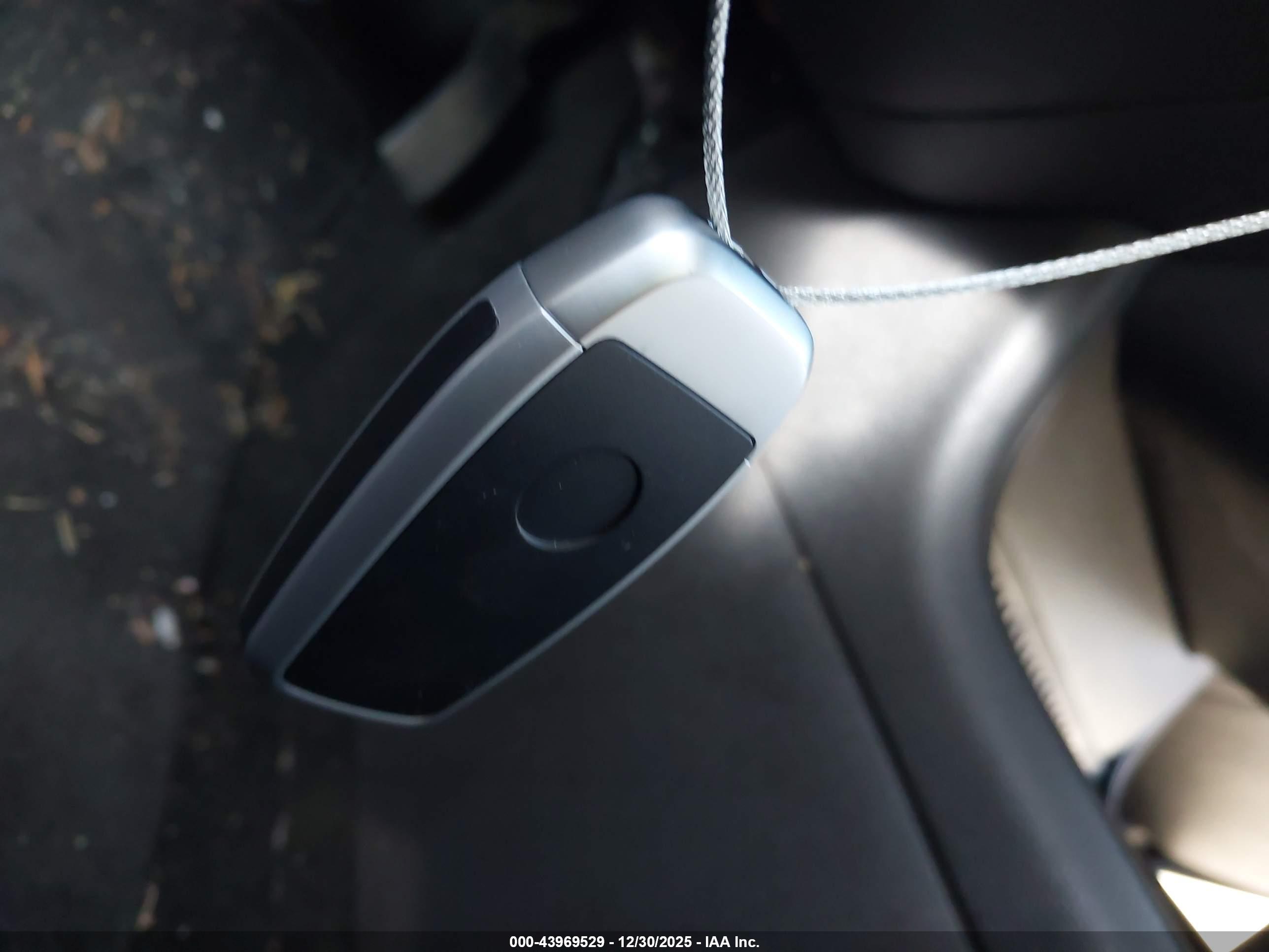 FORD EDGE image 11
