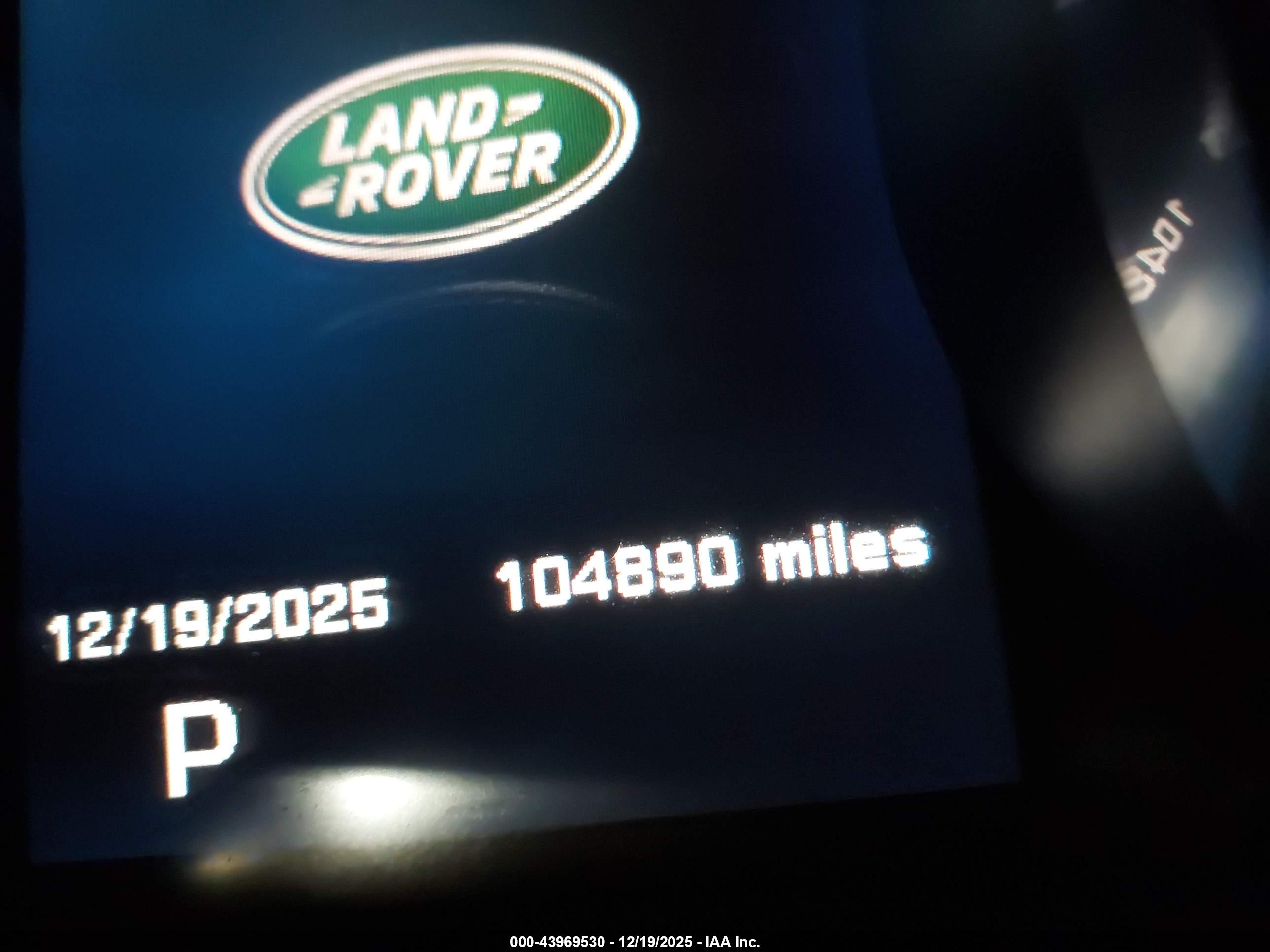 LAND ROVER image 7