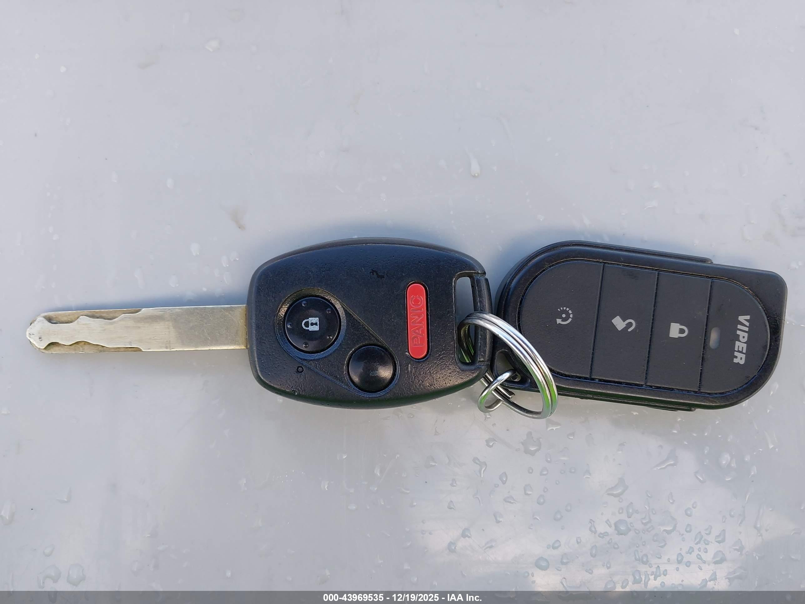 HONDA CIVIC image 11