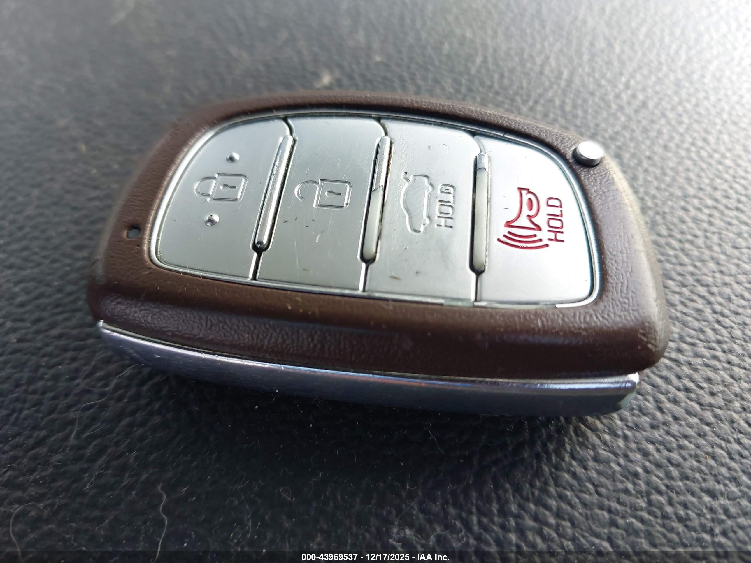 HYUNDAI SONATA image 11