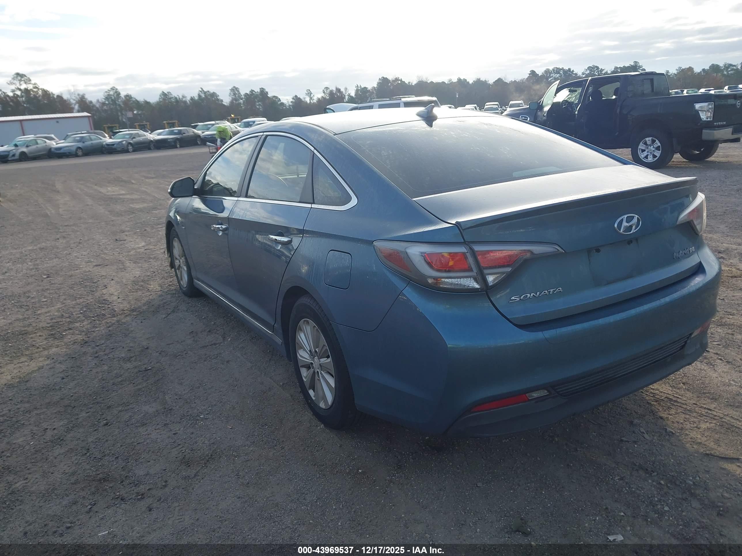 HYUNDAI SONATA image 3