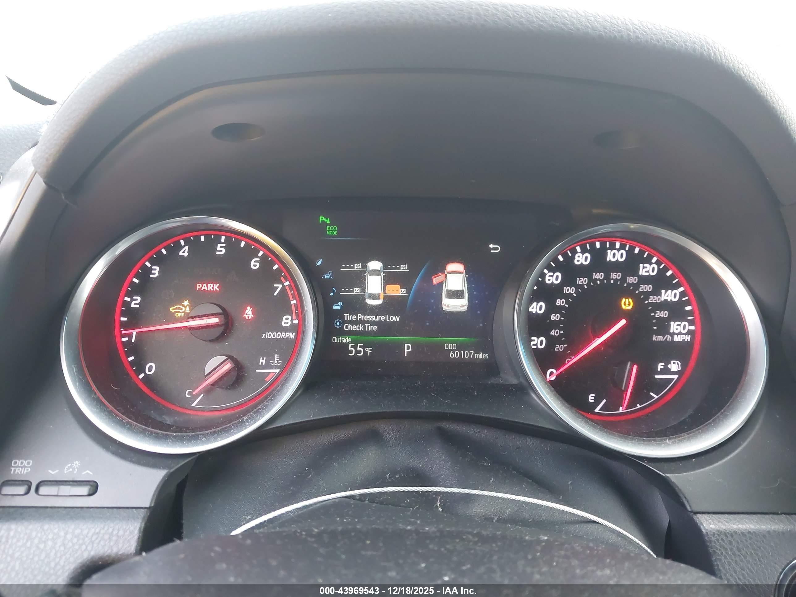 TOYOTA CAMRY image 7