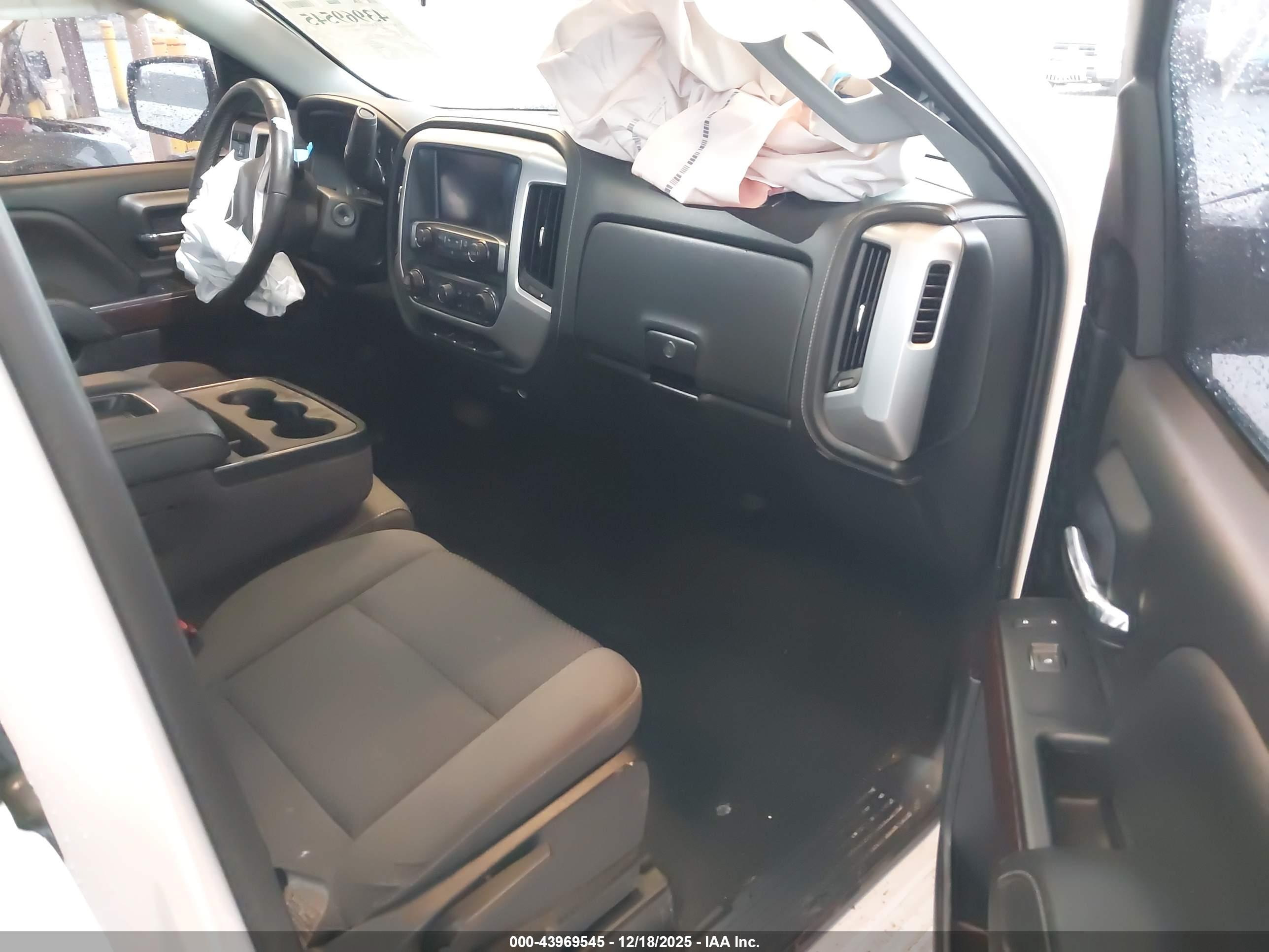 GMC SIERRA image 5