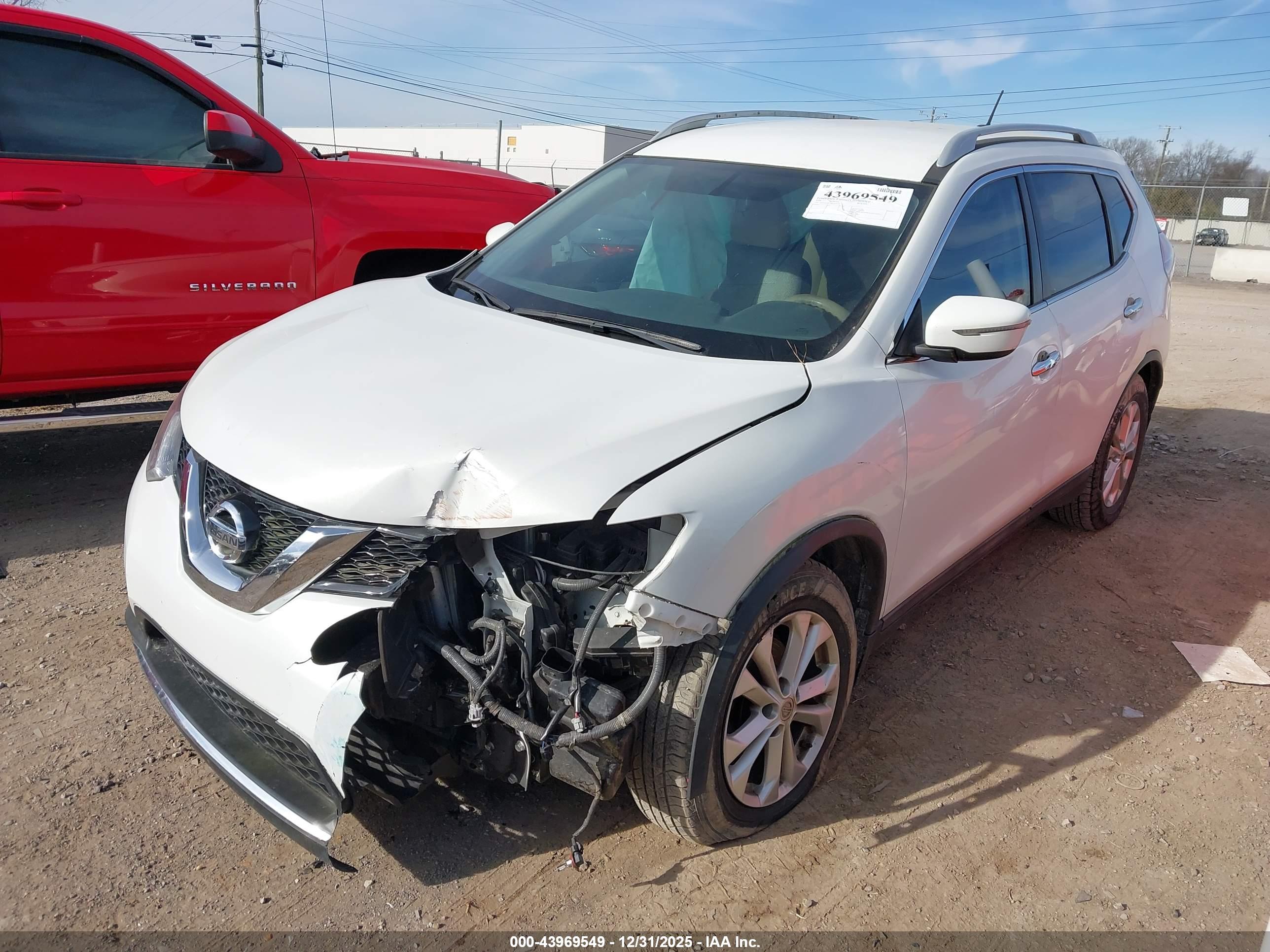 NISSAN ROGUE image 2