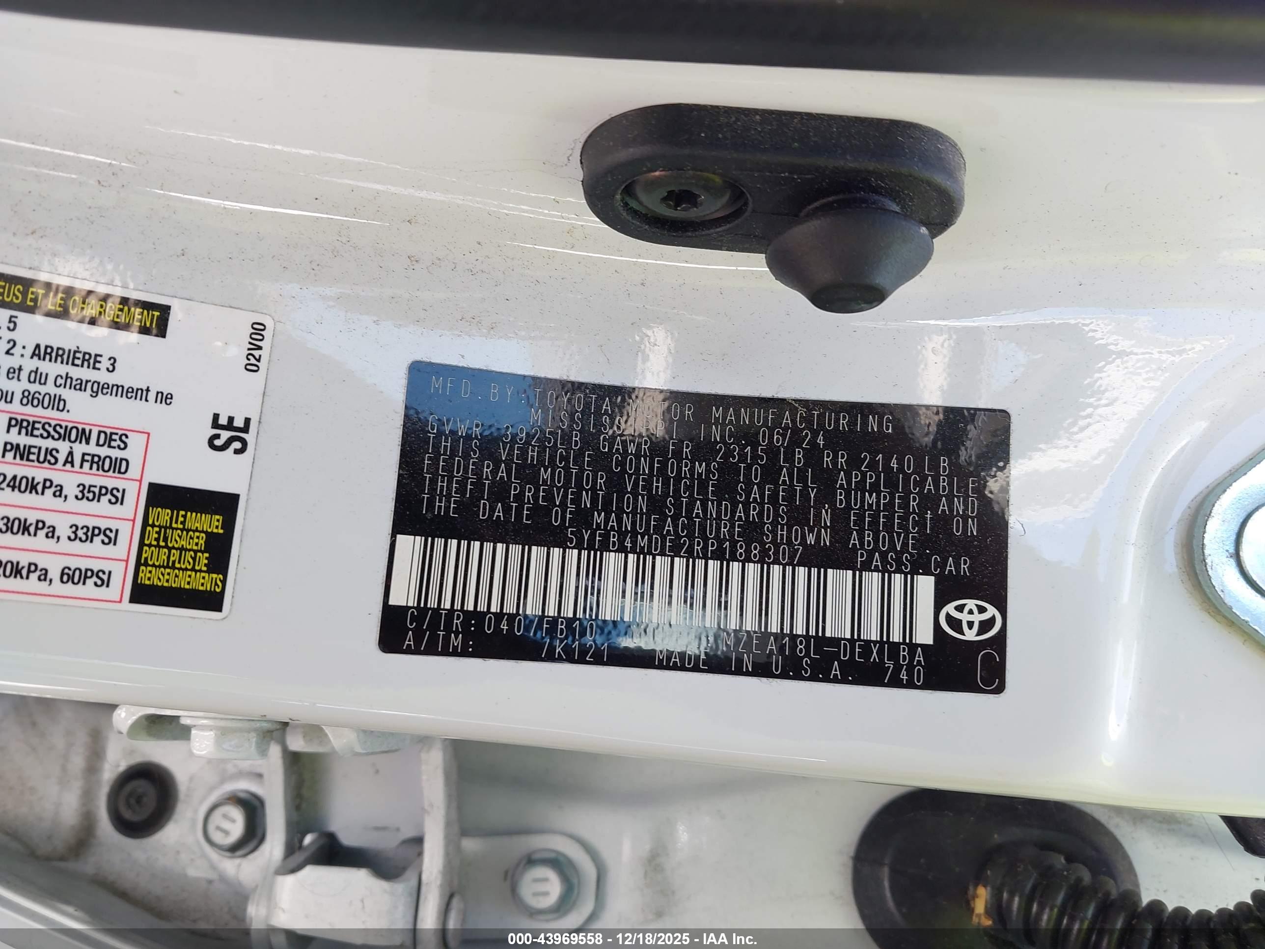 TOYOTA COROLLA image 9