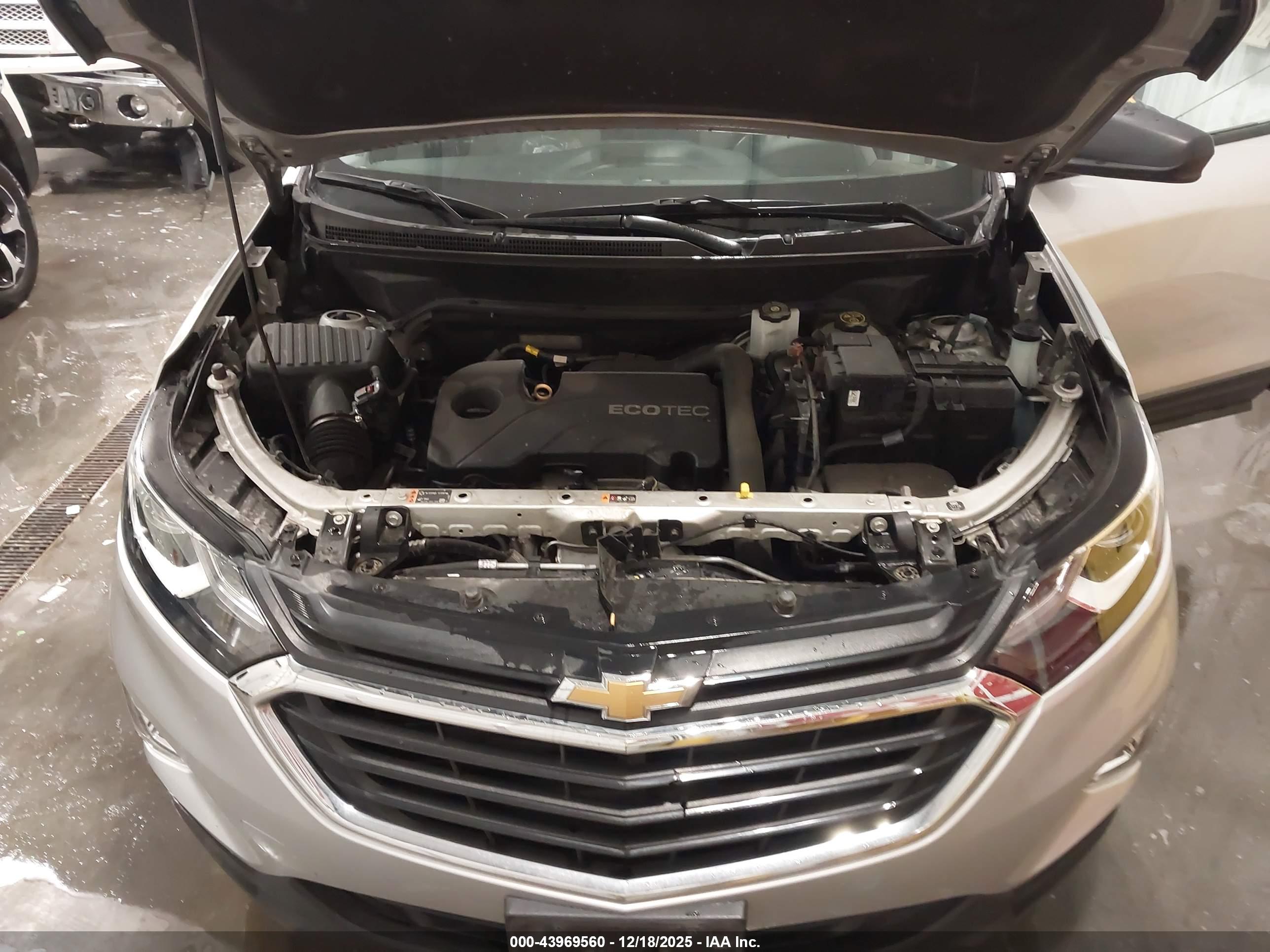 CHEVROLET EQUINOX image 10