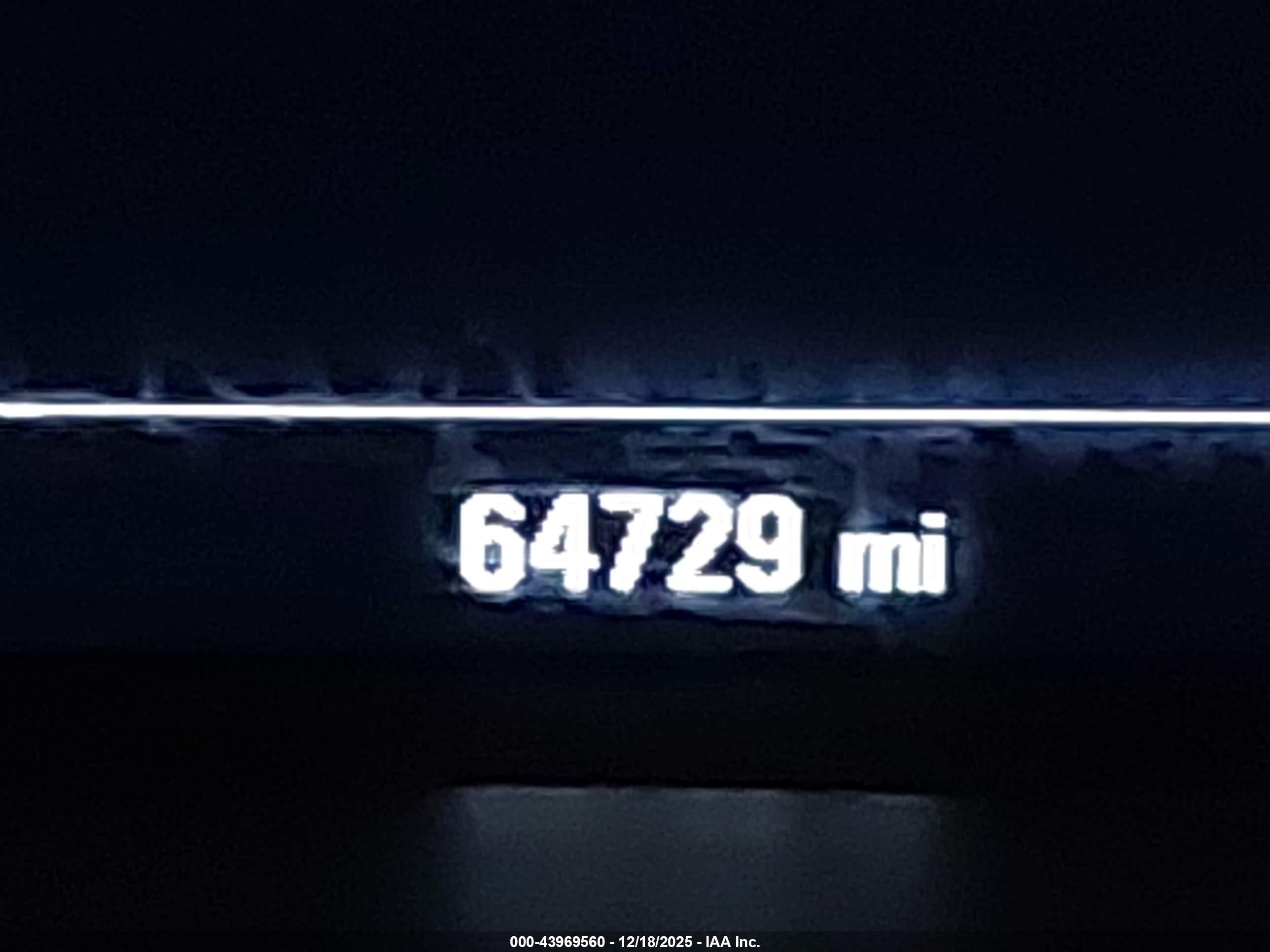 CHEVROLET EQUINOX image 7