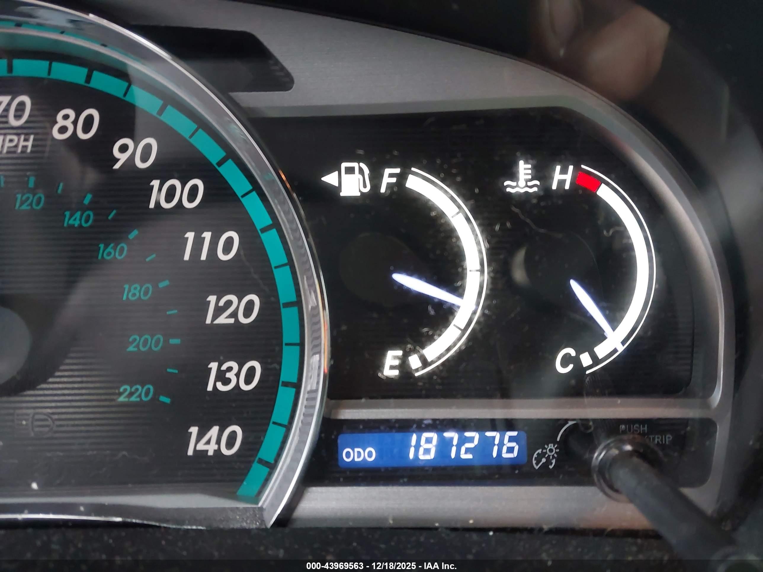 TOYOTA VENZA image 7