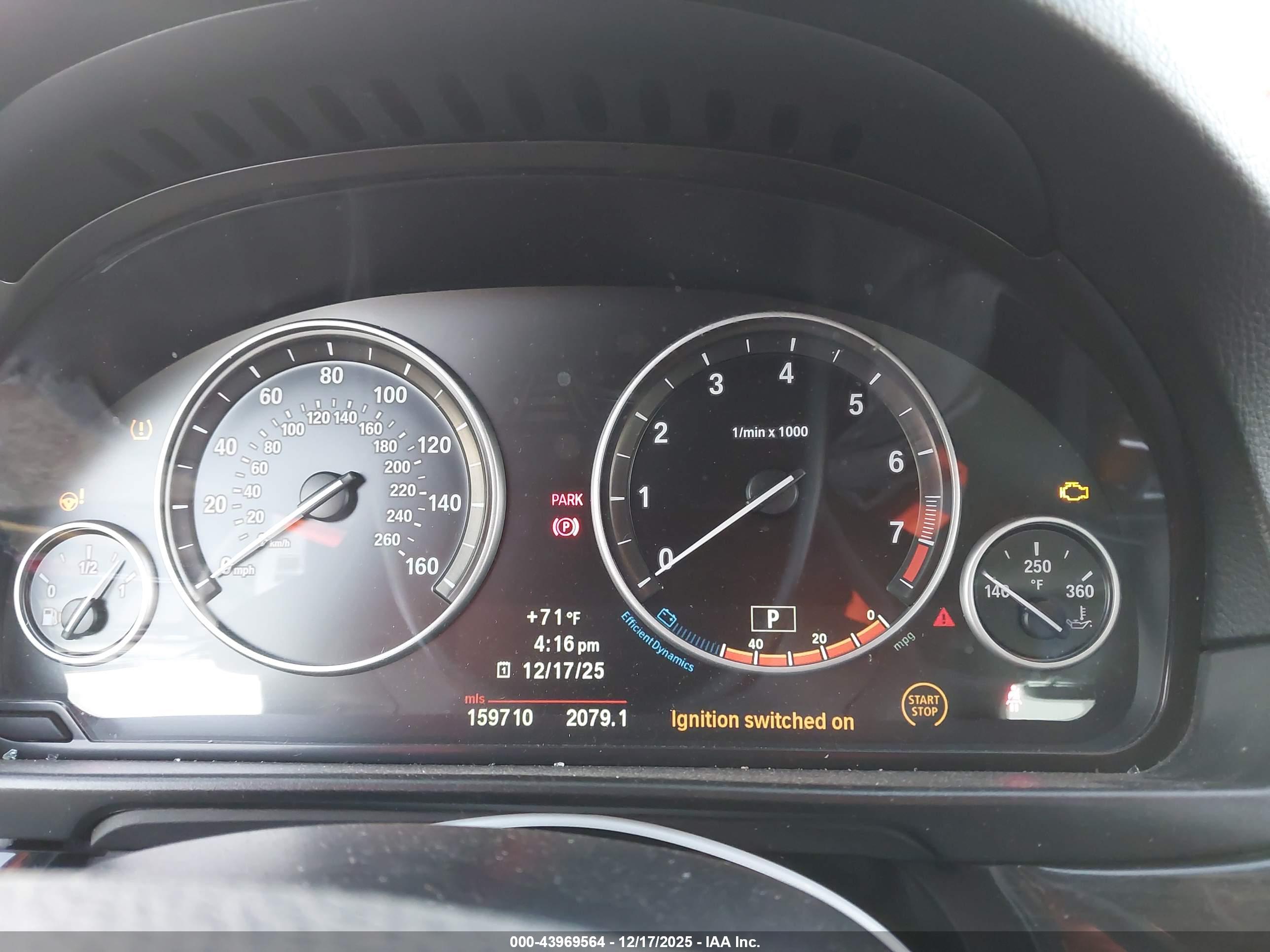BMW 528I image 7