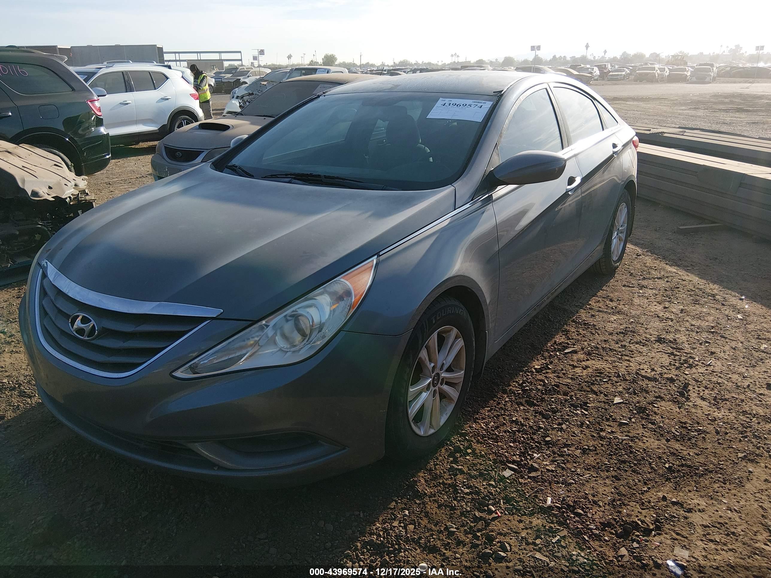 HYUNDAI SONATA image 6