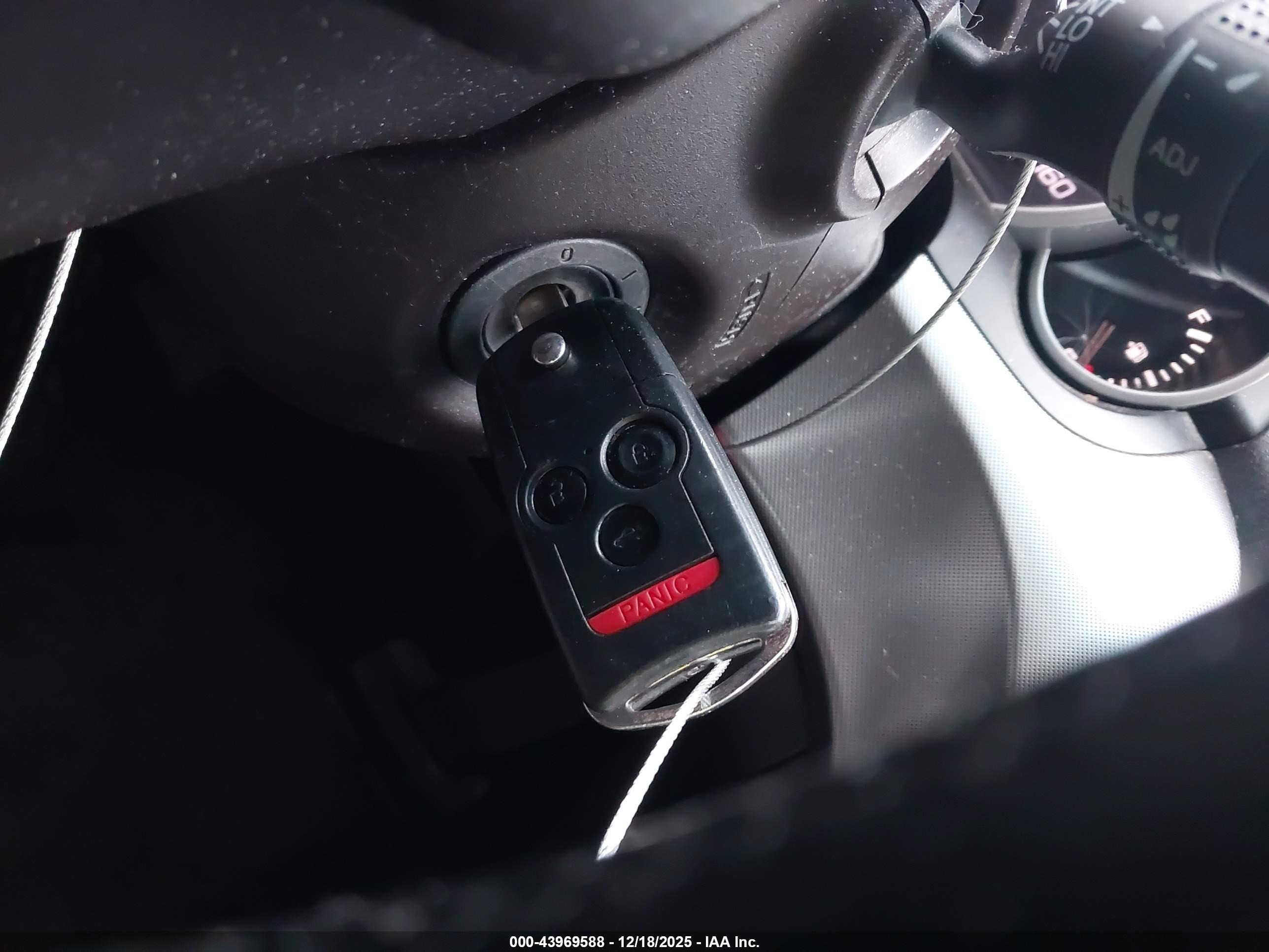 ACURA TL image 11