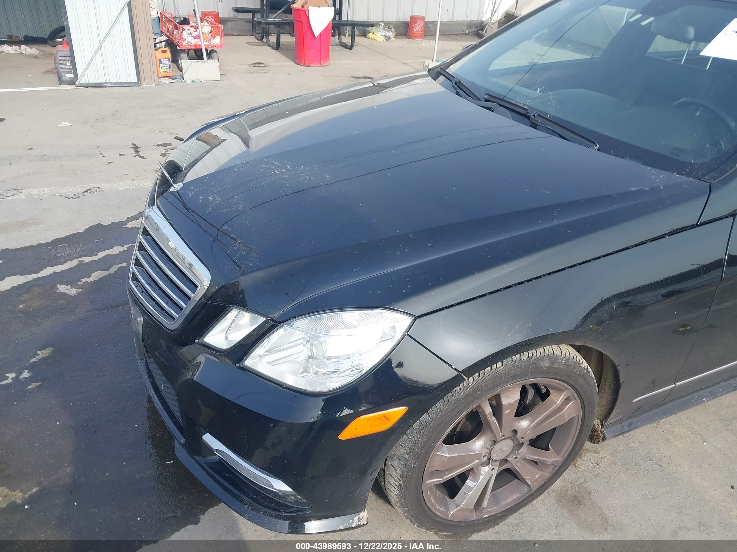 MERCEDES-BENZ E image 6