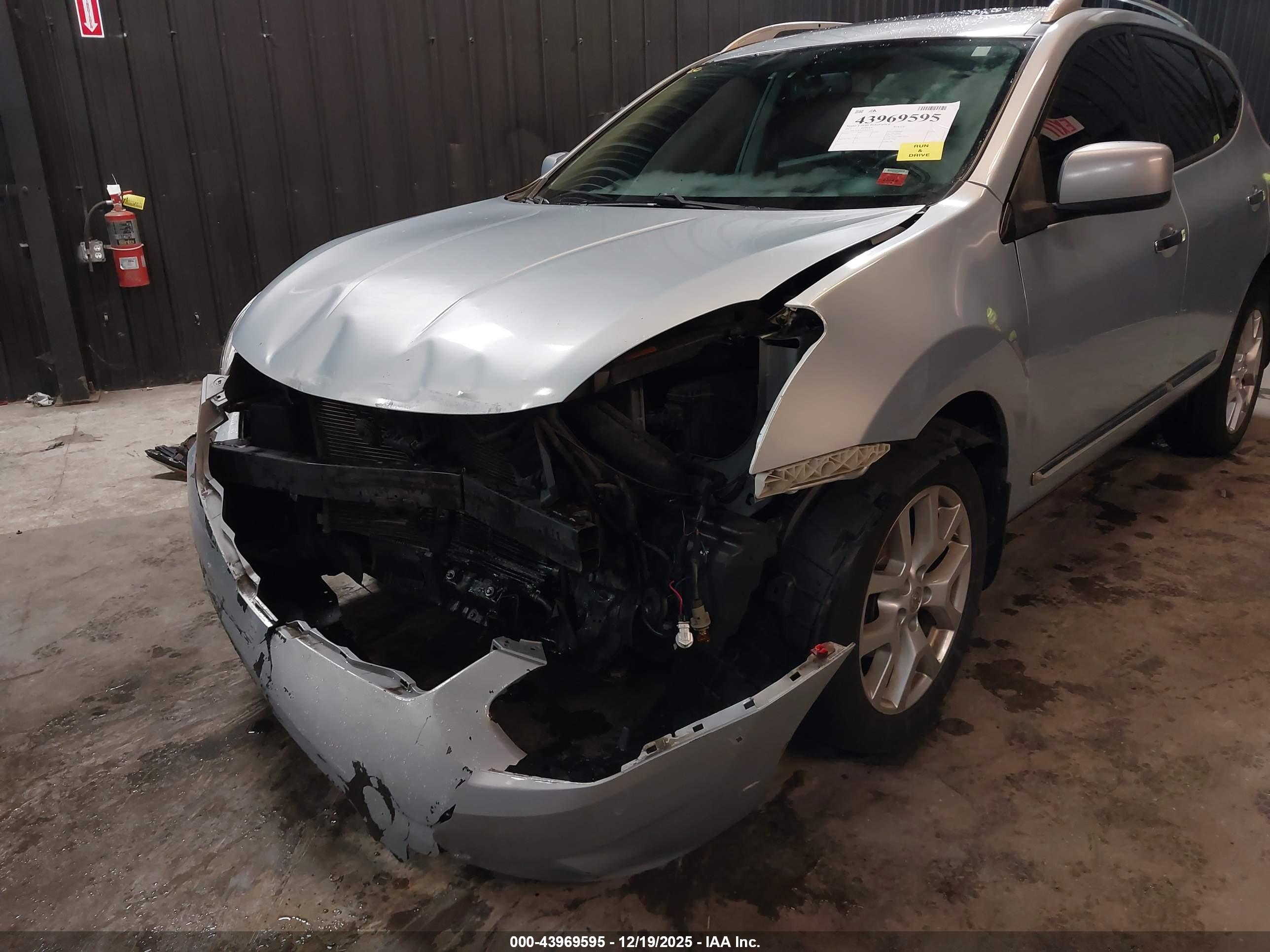 NISSAN ROGUE image 6