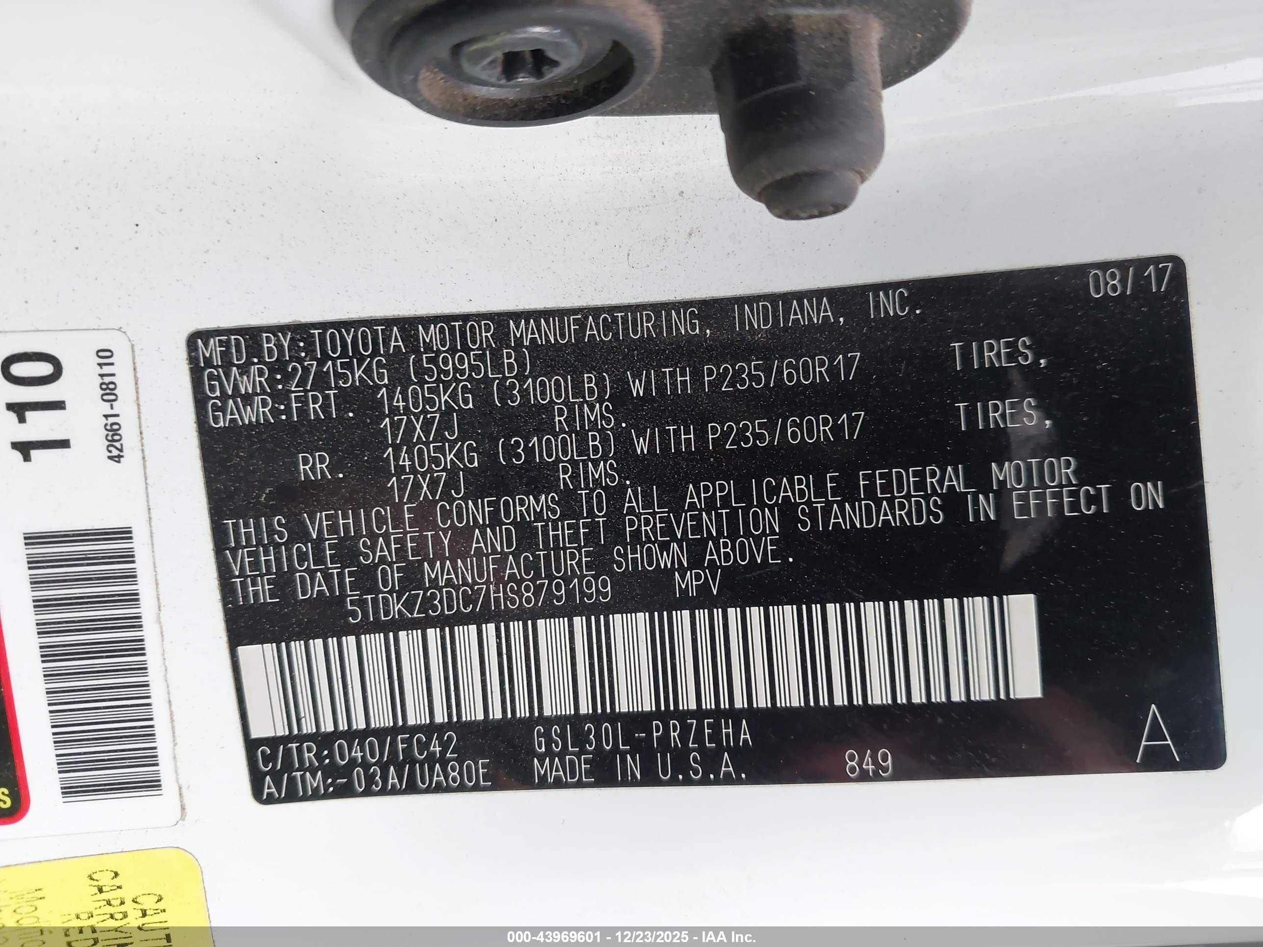 TOYOTA SIENNA image 9