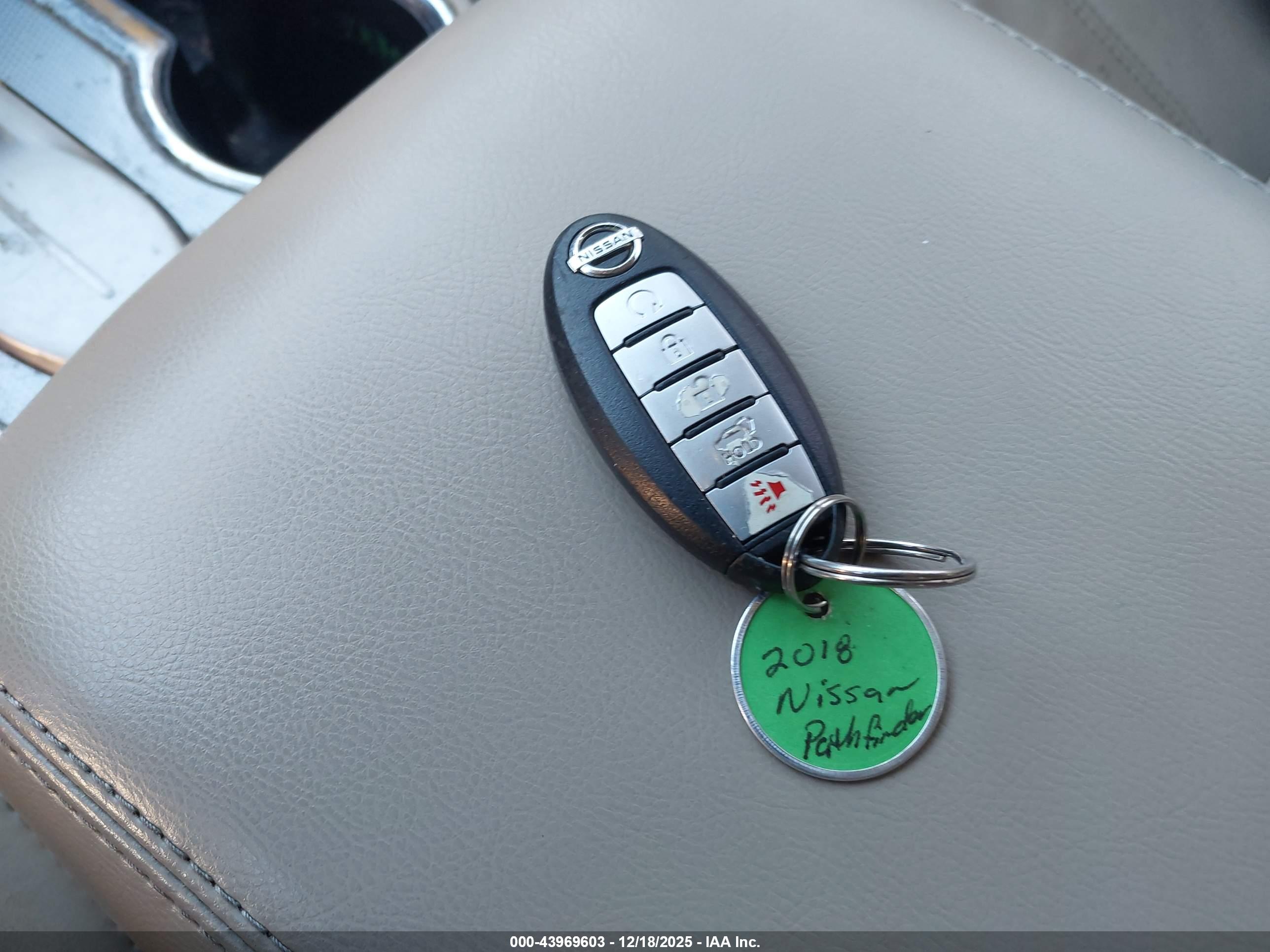 NISSAN PATHFINDER image 11