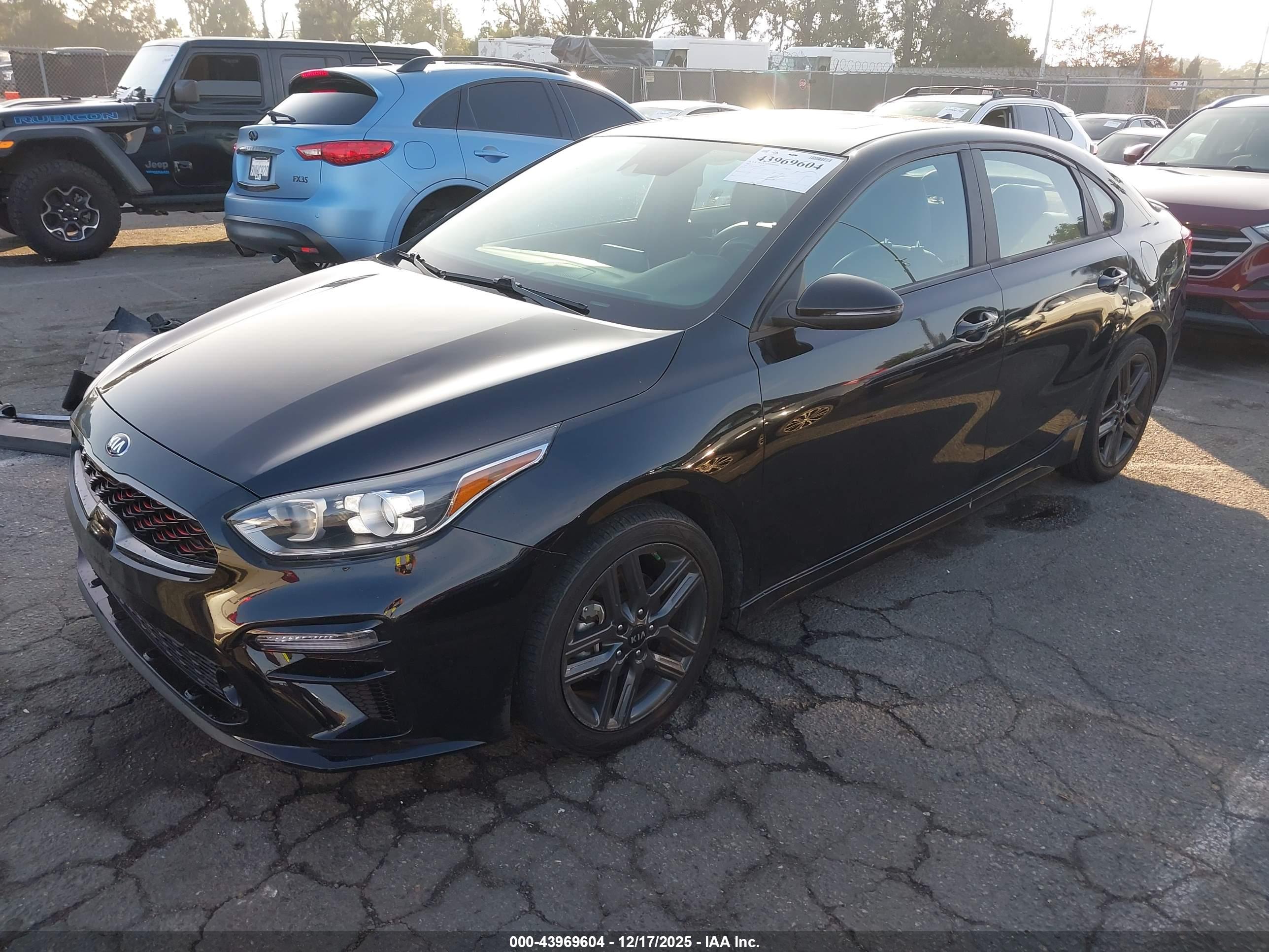 KIA FORTE image 2