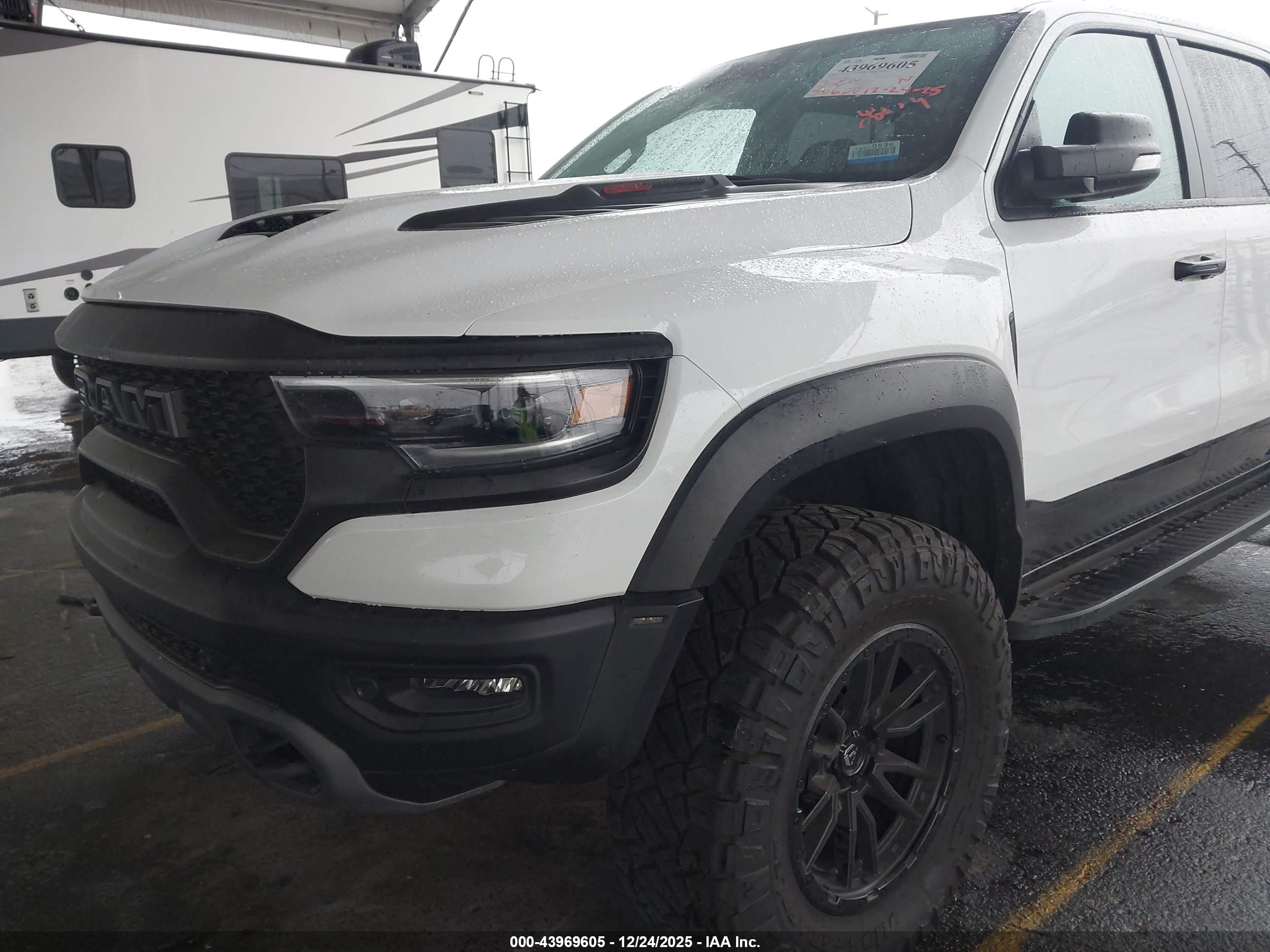 RAM 1500 image 6