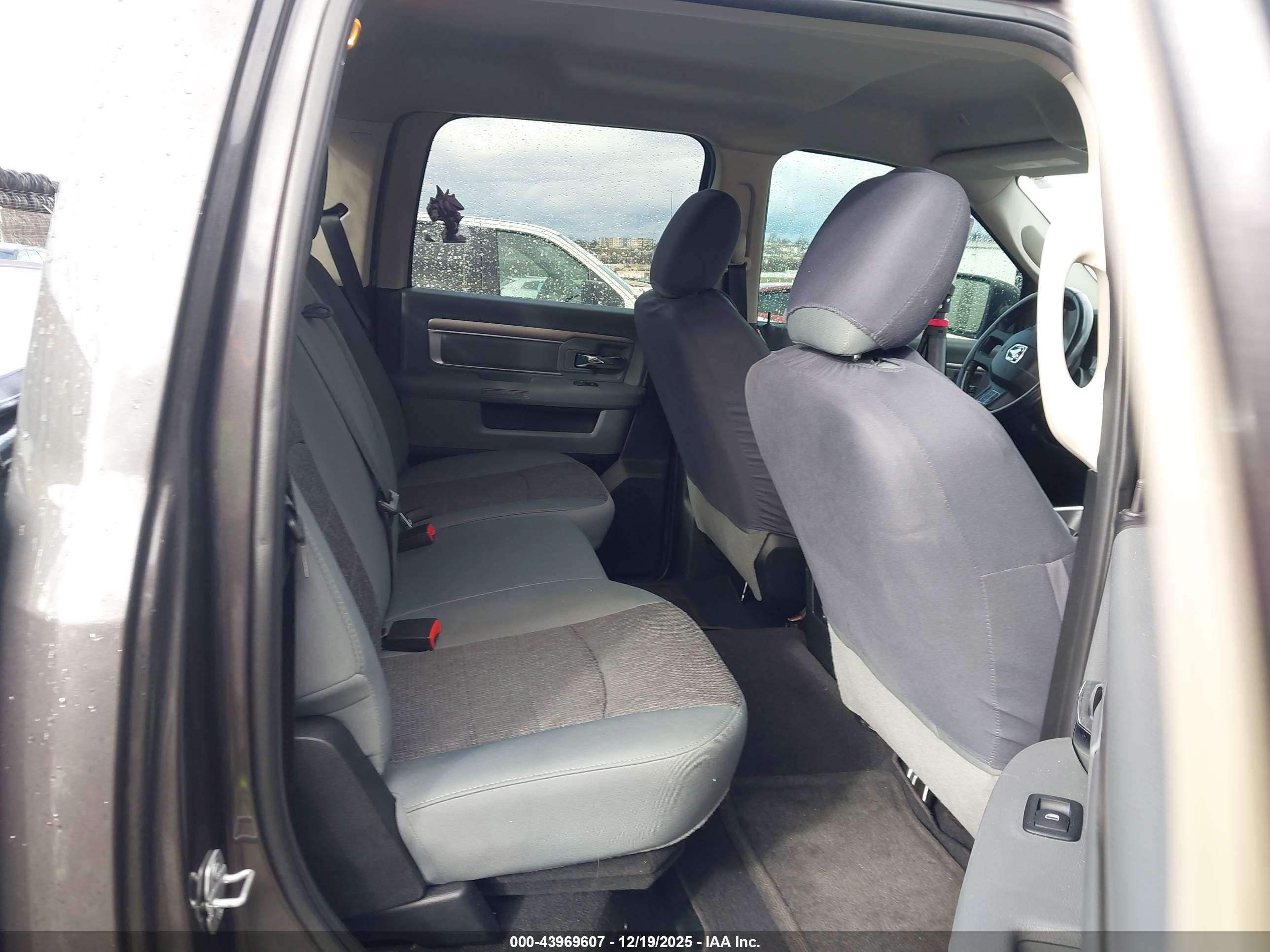 RAM 1500 image 8