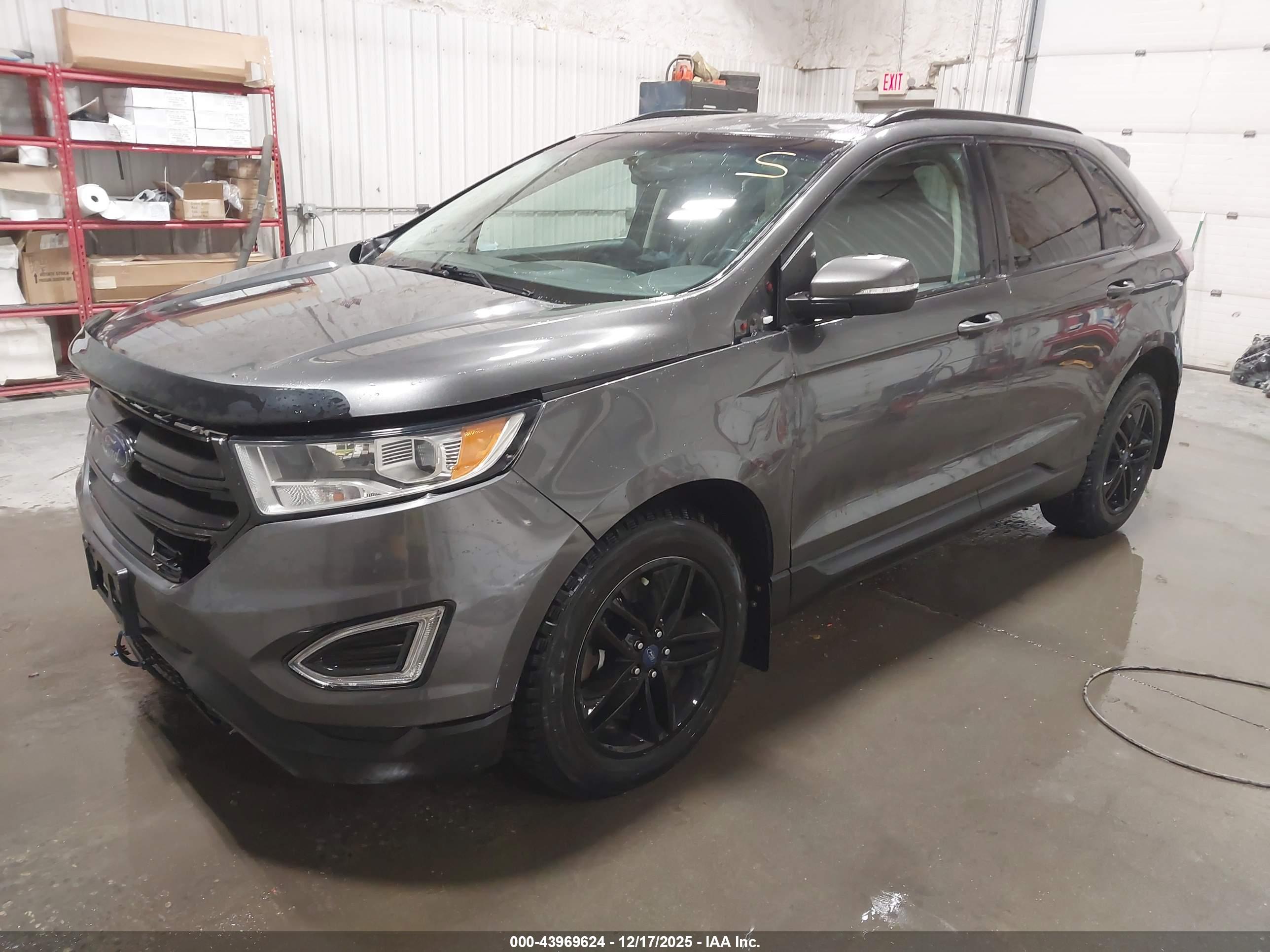 FORD EDGE image 2