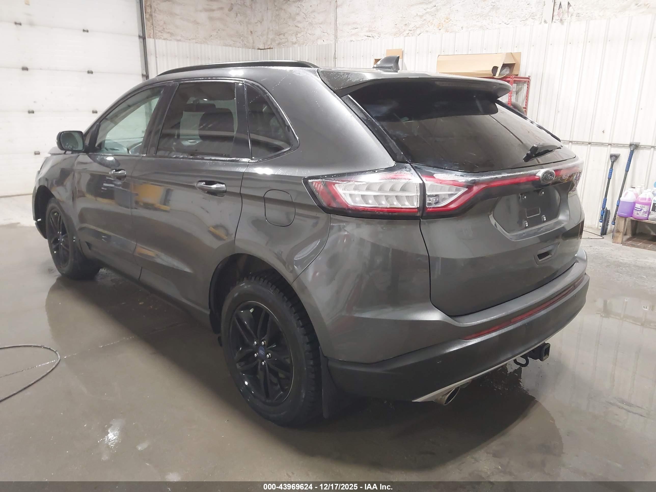 FORD EDGE image 3