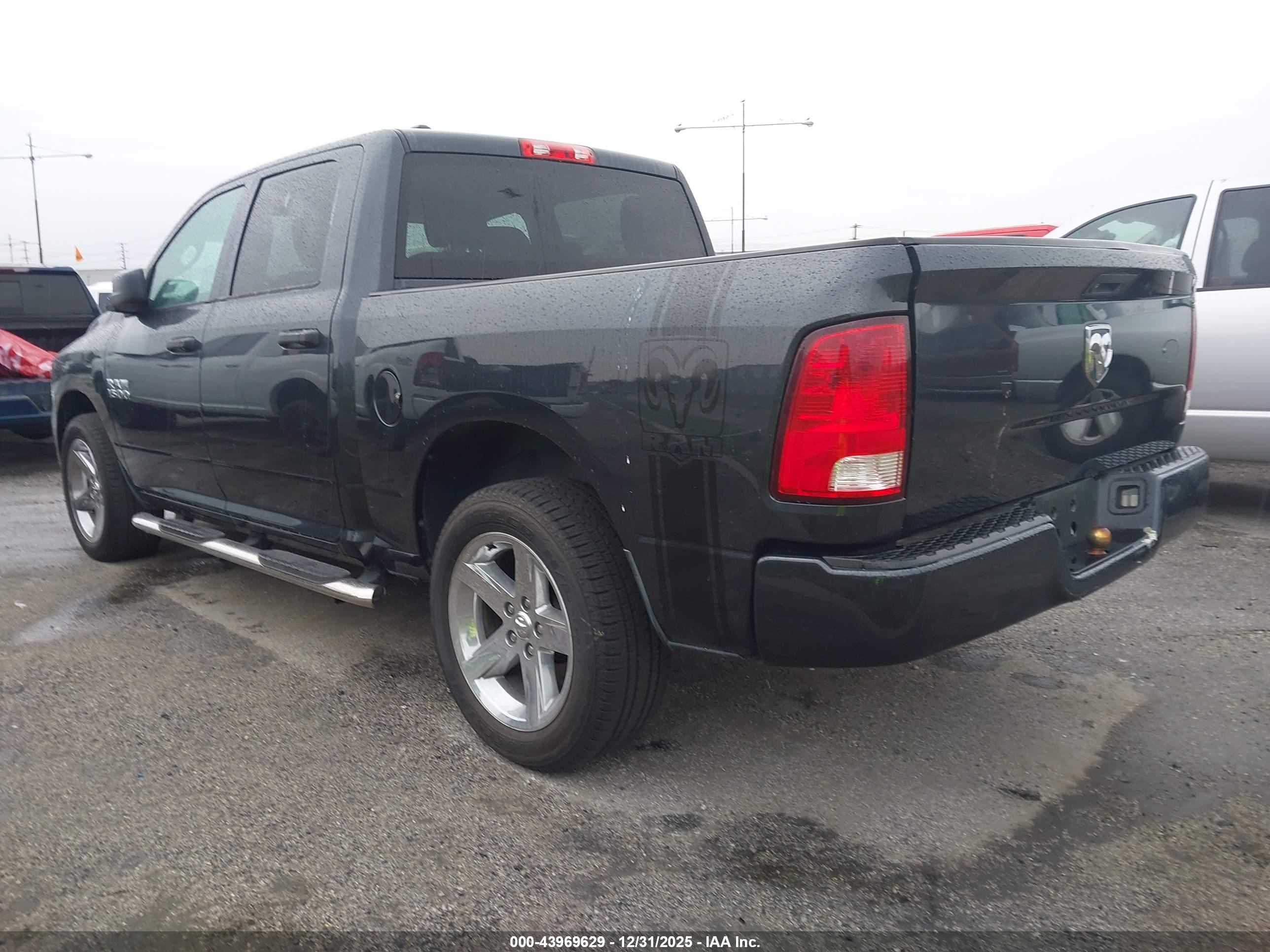 RAM 1500 image 3