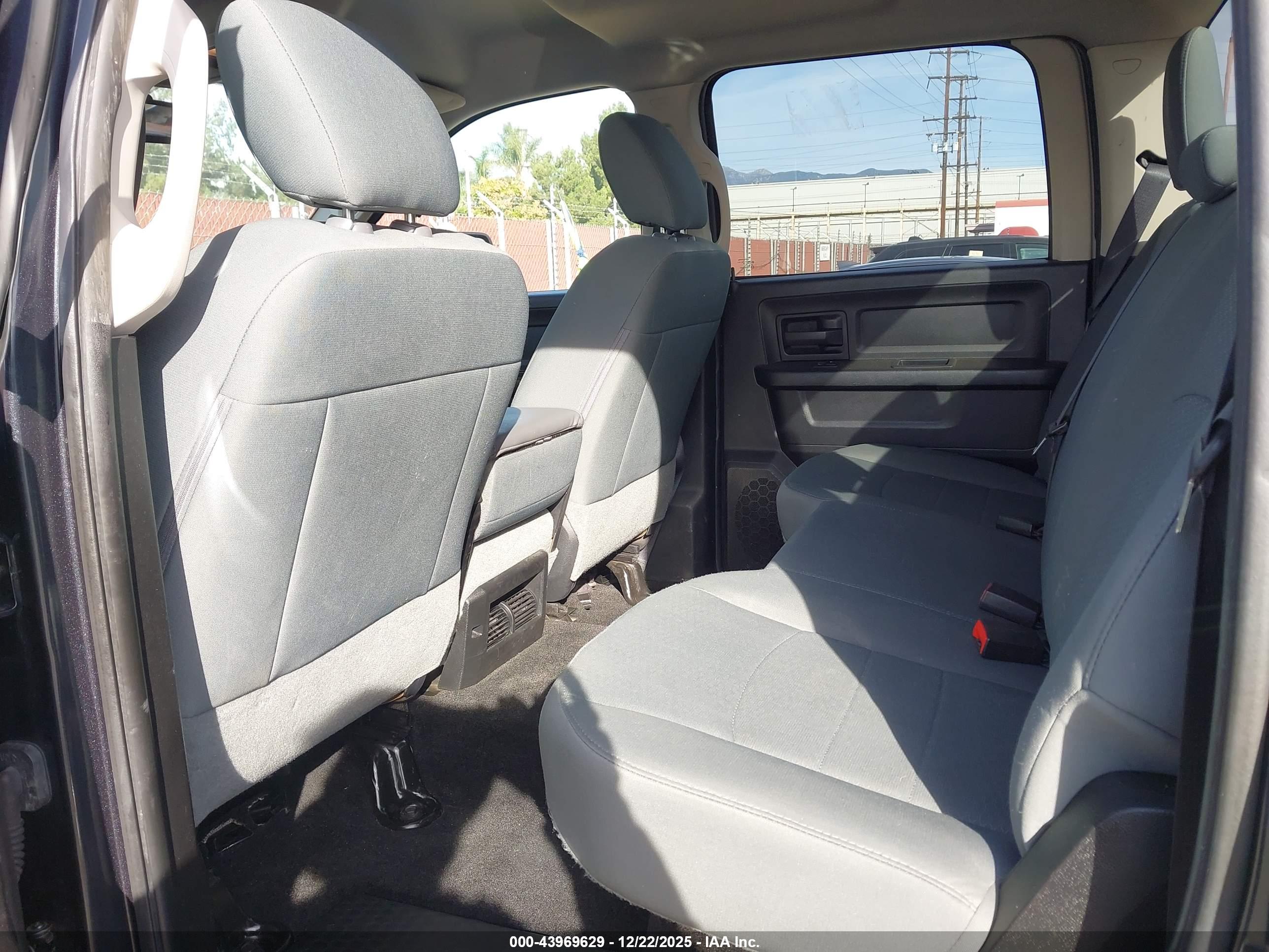 RAM 1500 image 8