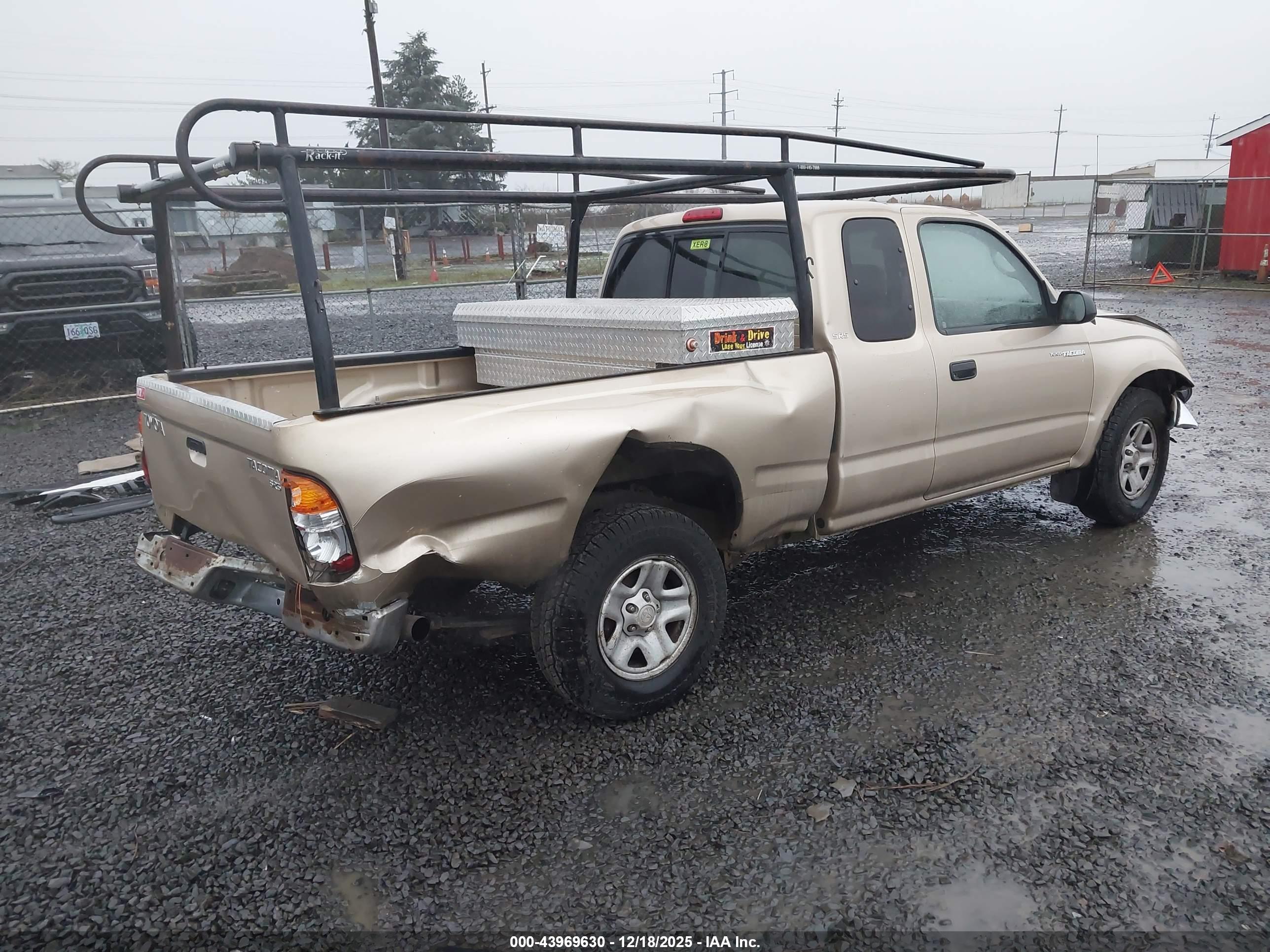 TOYOTA TACOMA image 4