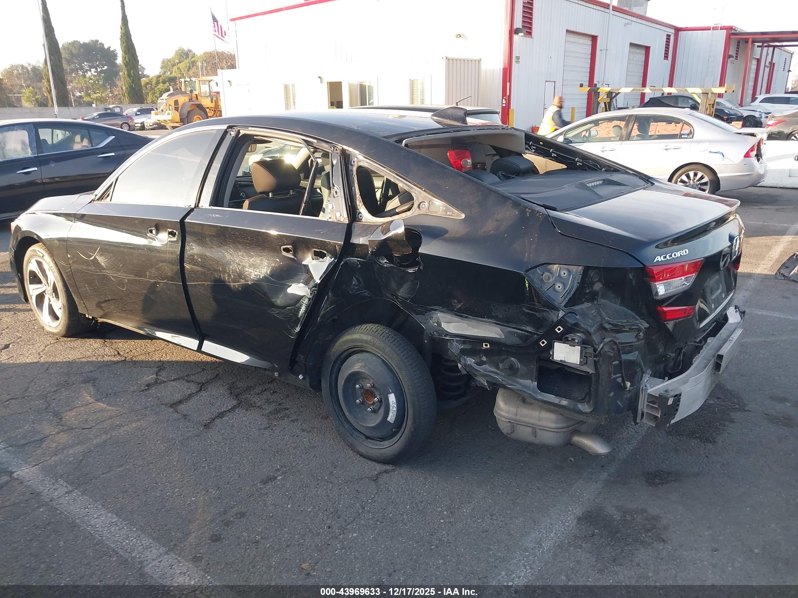 HONDA ACCORD image 3