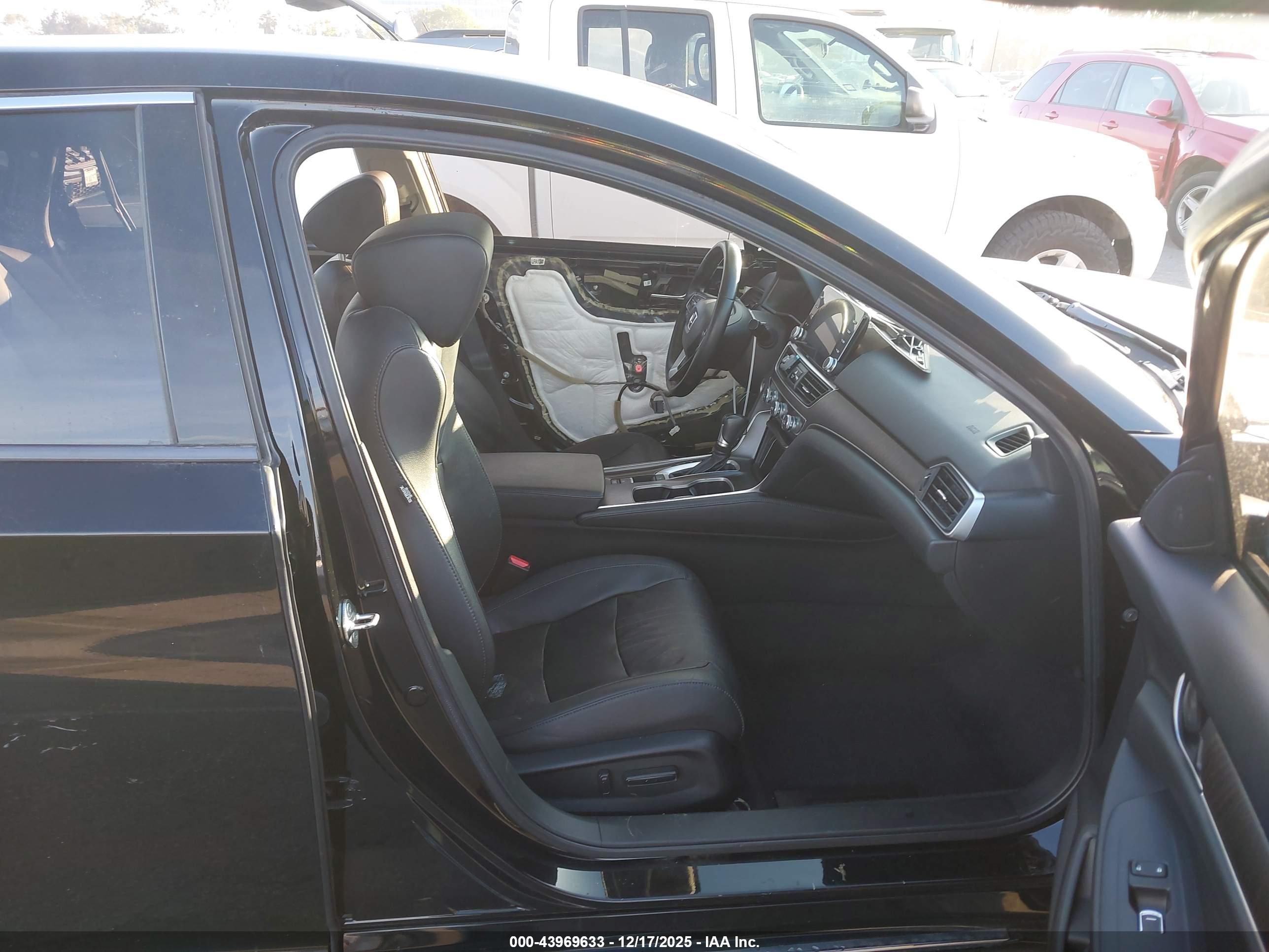 HONDA ACCORD image 5