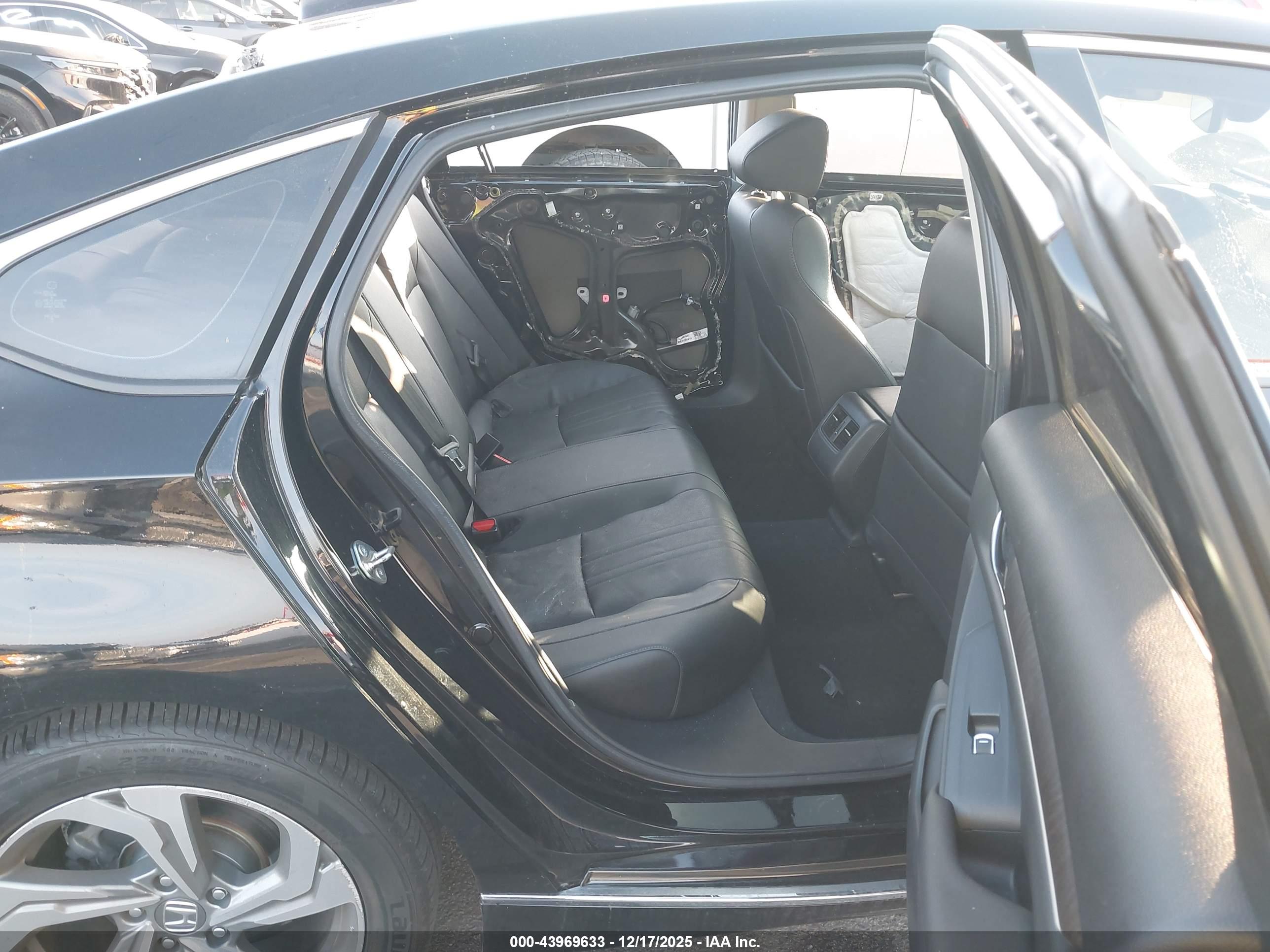 HONDA ACCORD image 8