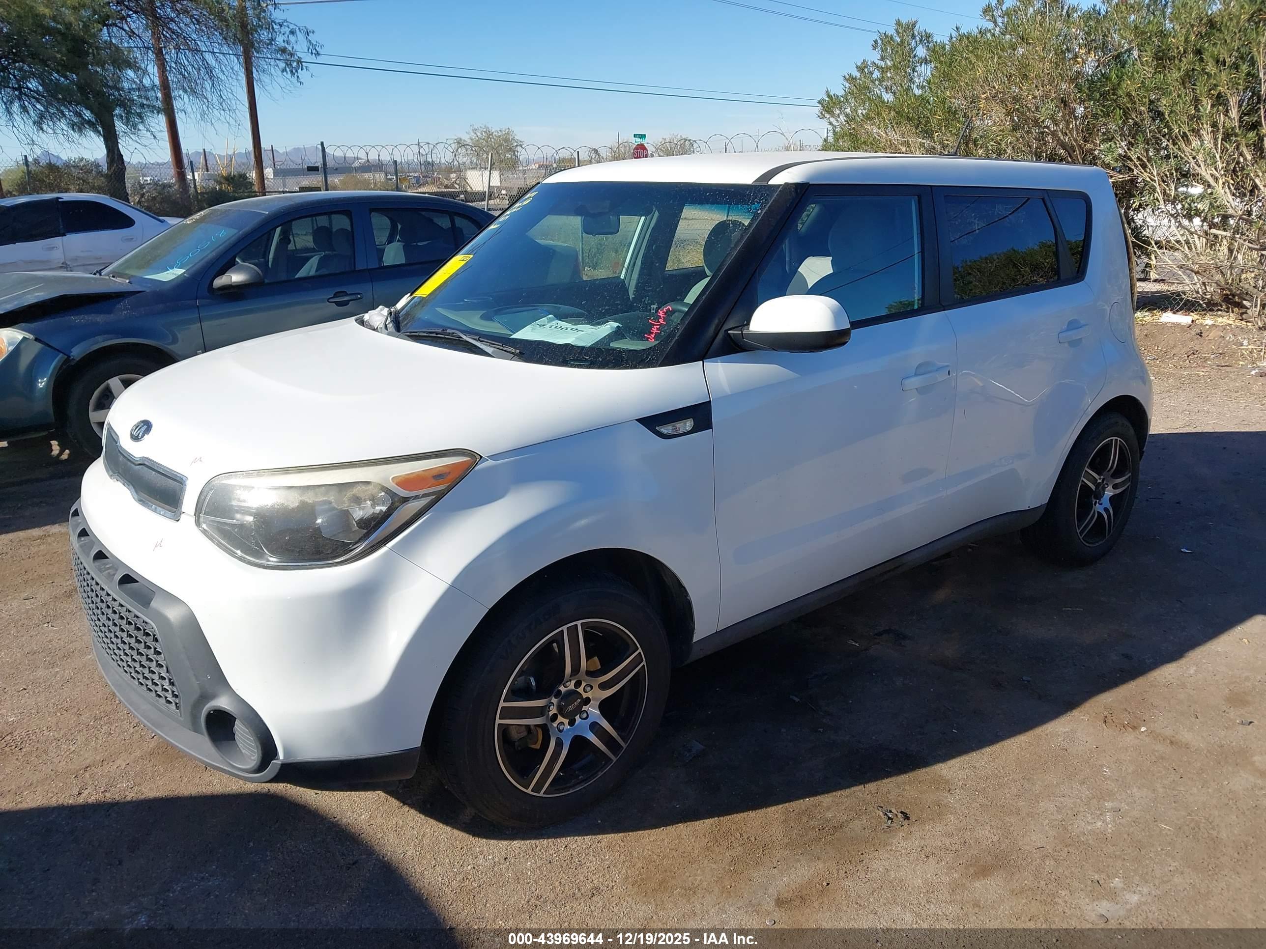 KIA SOUL image 2