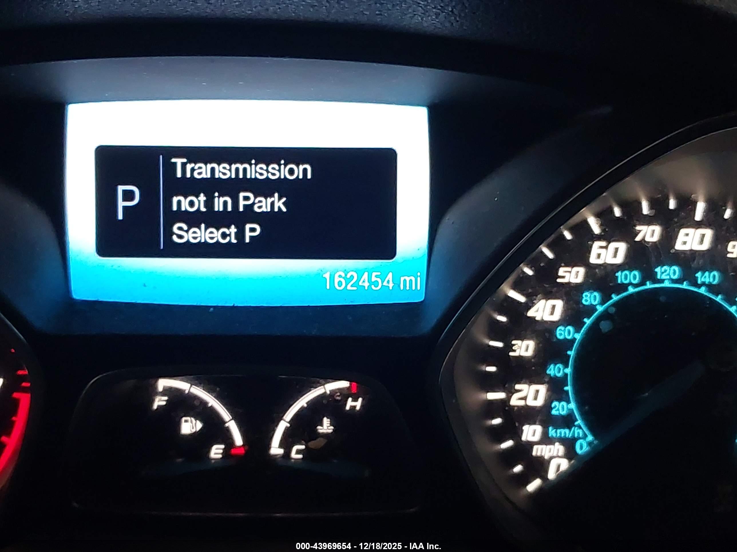 FORD ESCAPE image 7