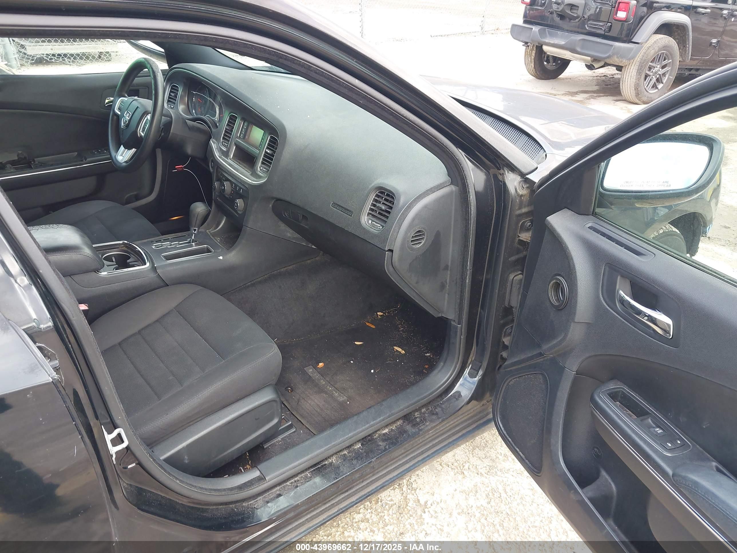 DODGE CHARGER image 5