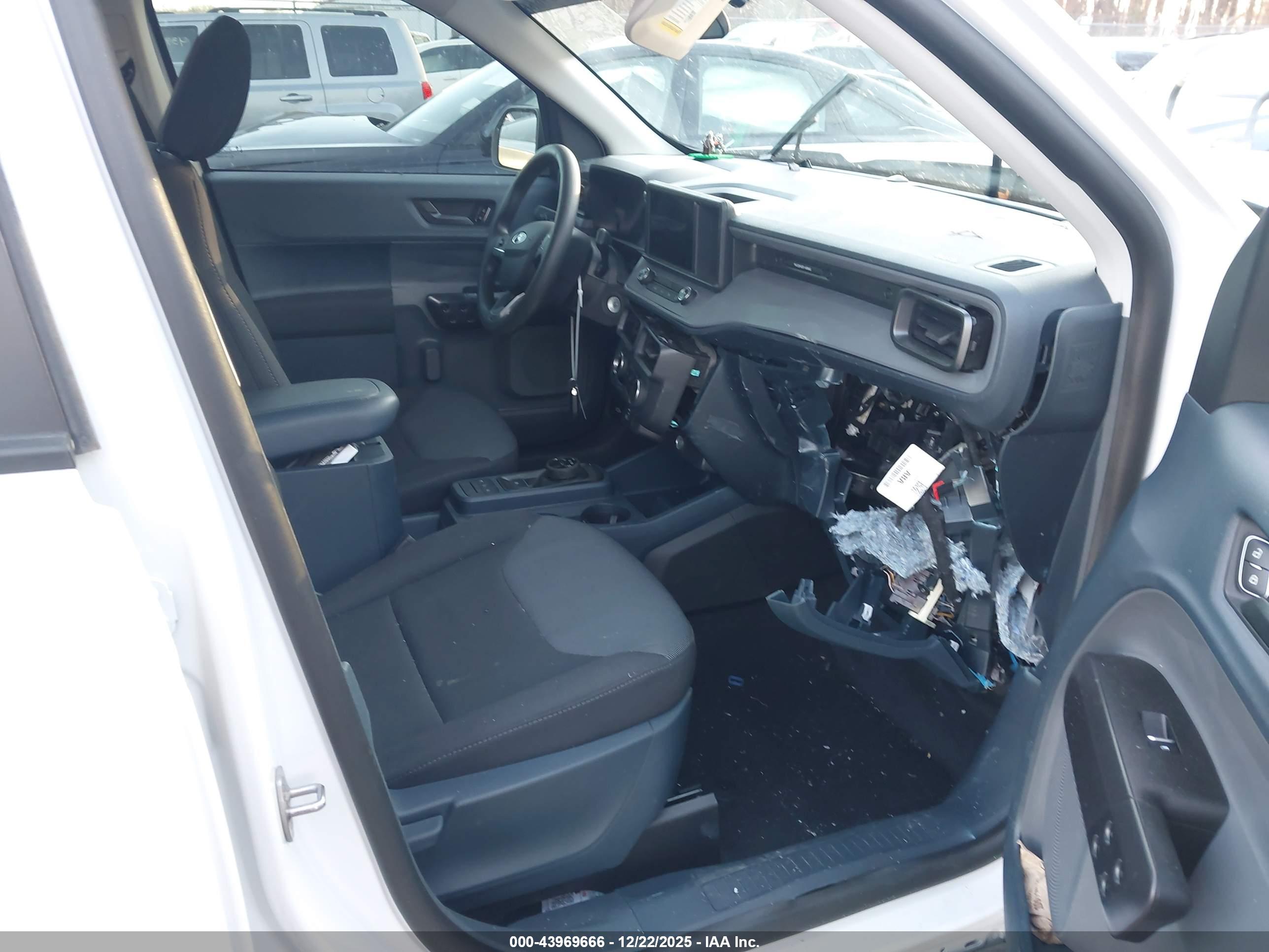 FORD MAVERICK image 5