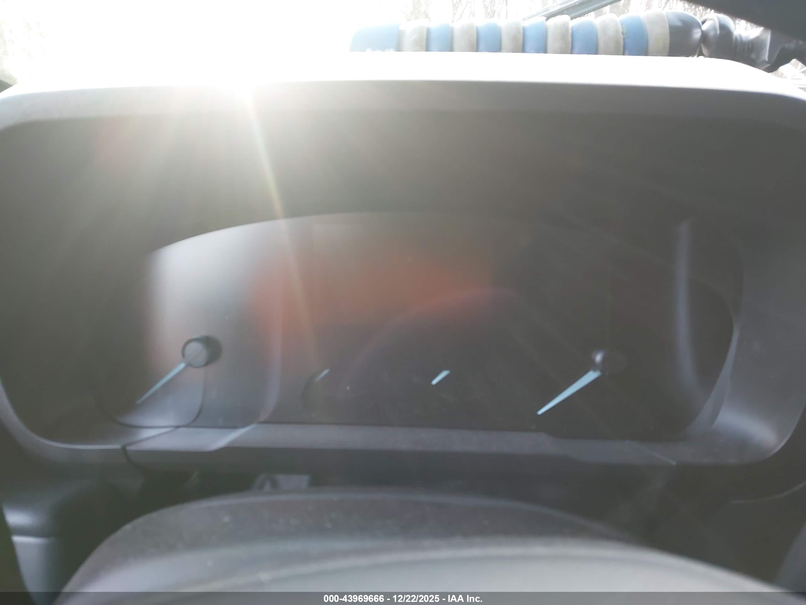 FORD MAVERICK image 7