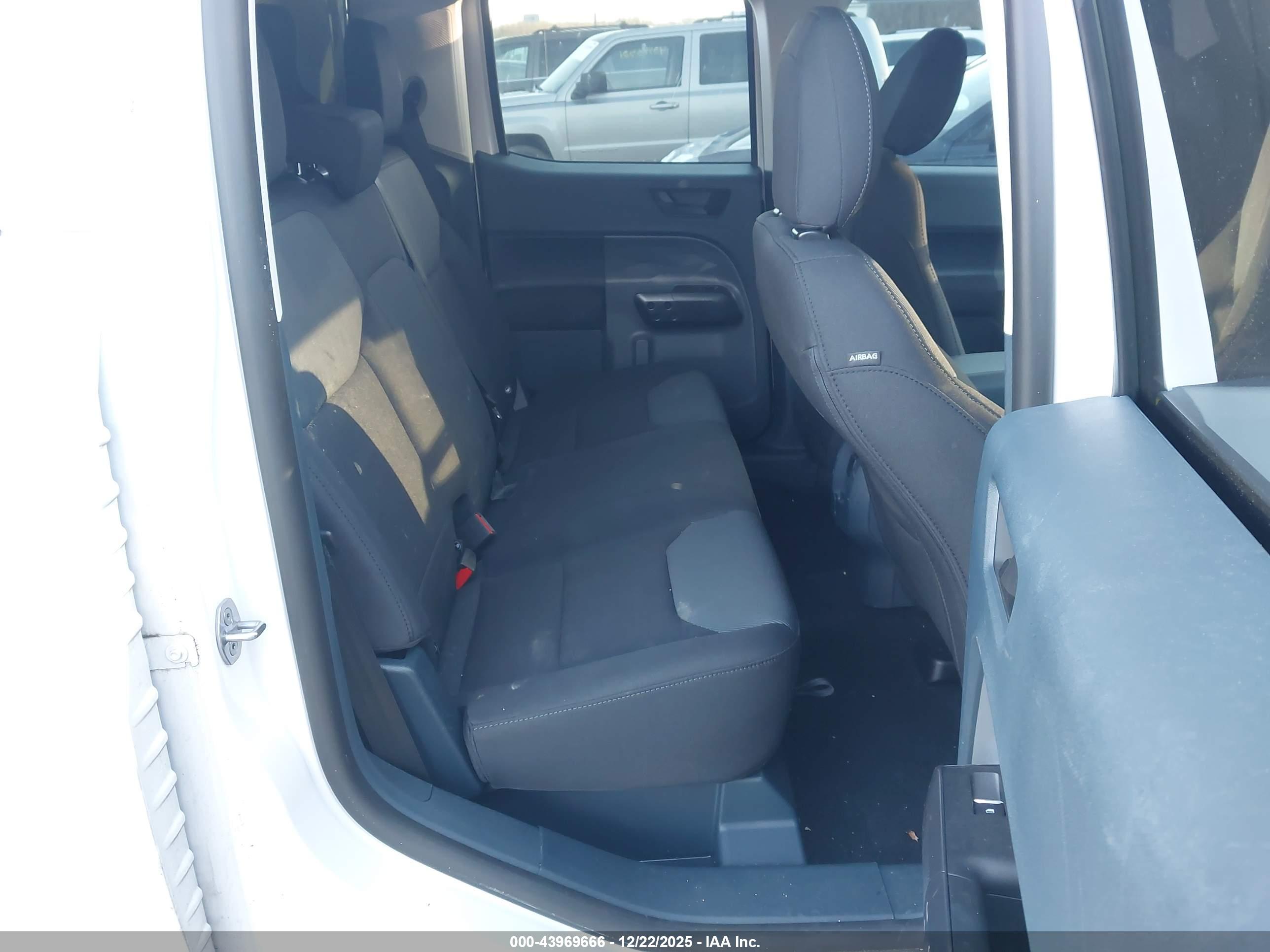 FORD MAVERICK image 8
