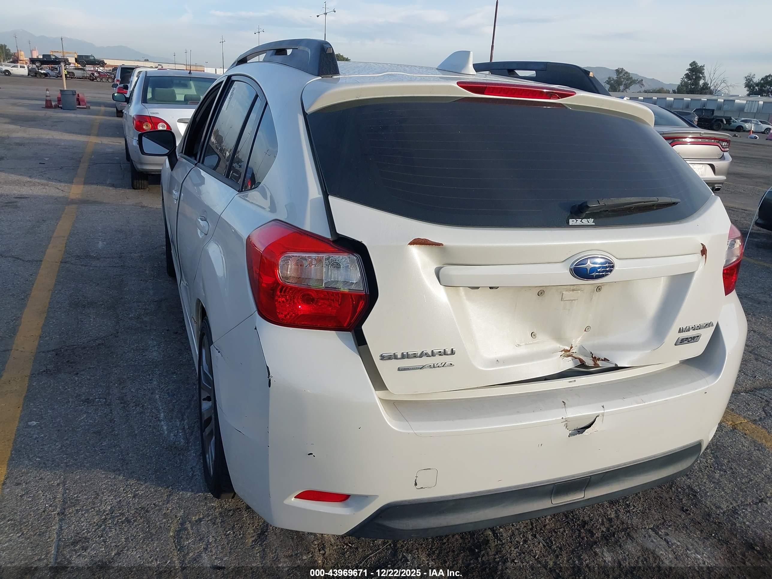 SUBARU IMPREZA image 6