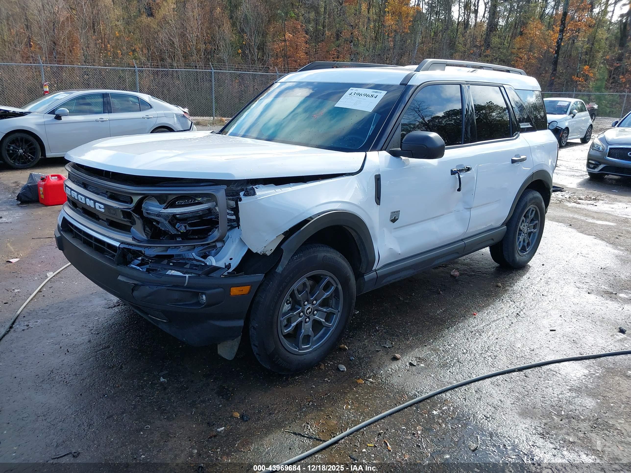 FORD BRONCO image 2