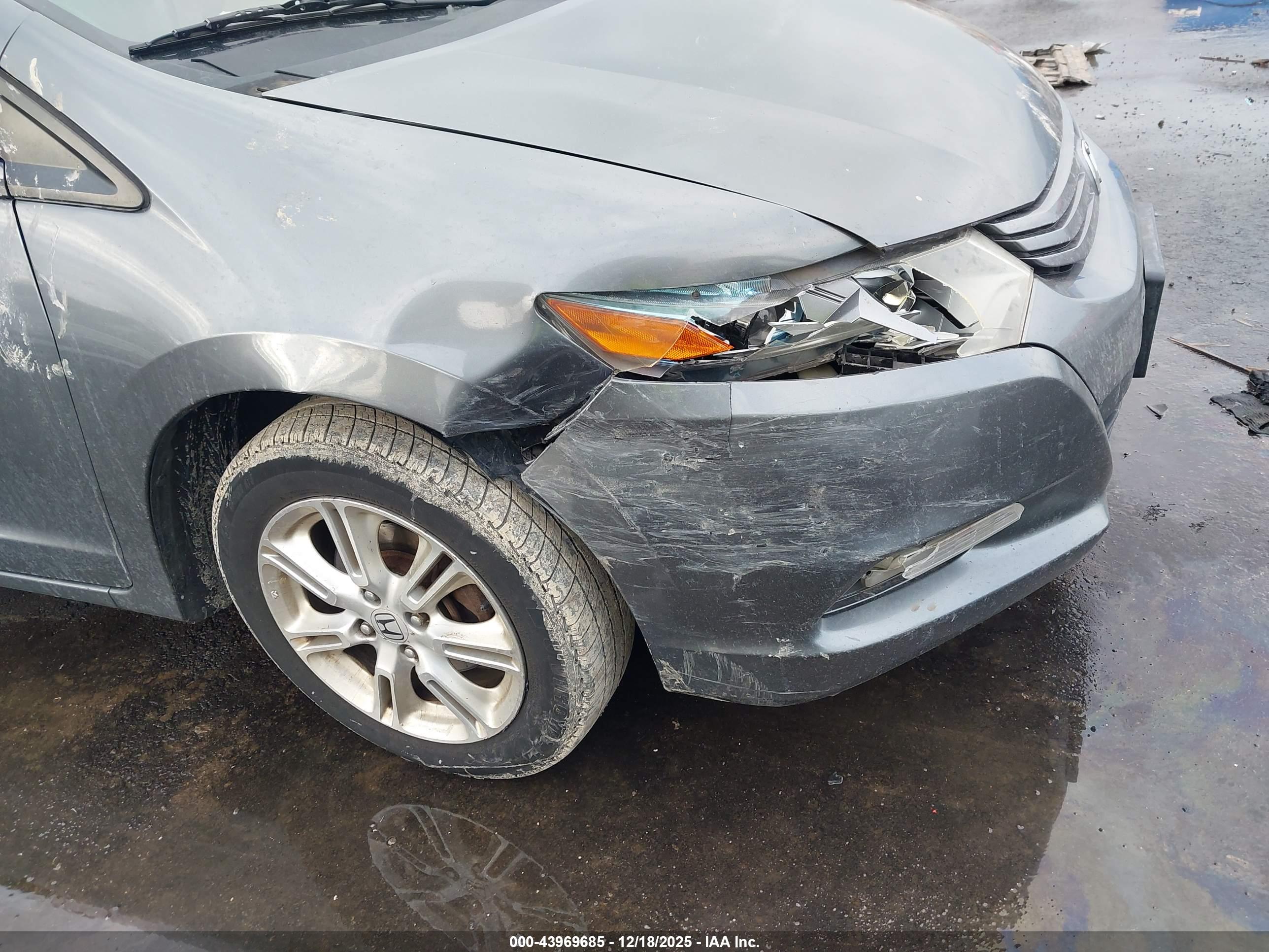 HONDA INSIGHT image 6