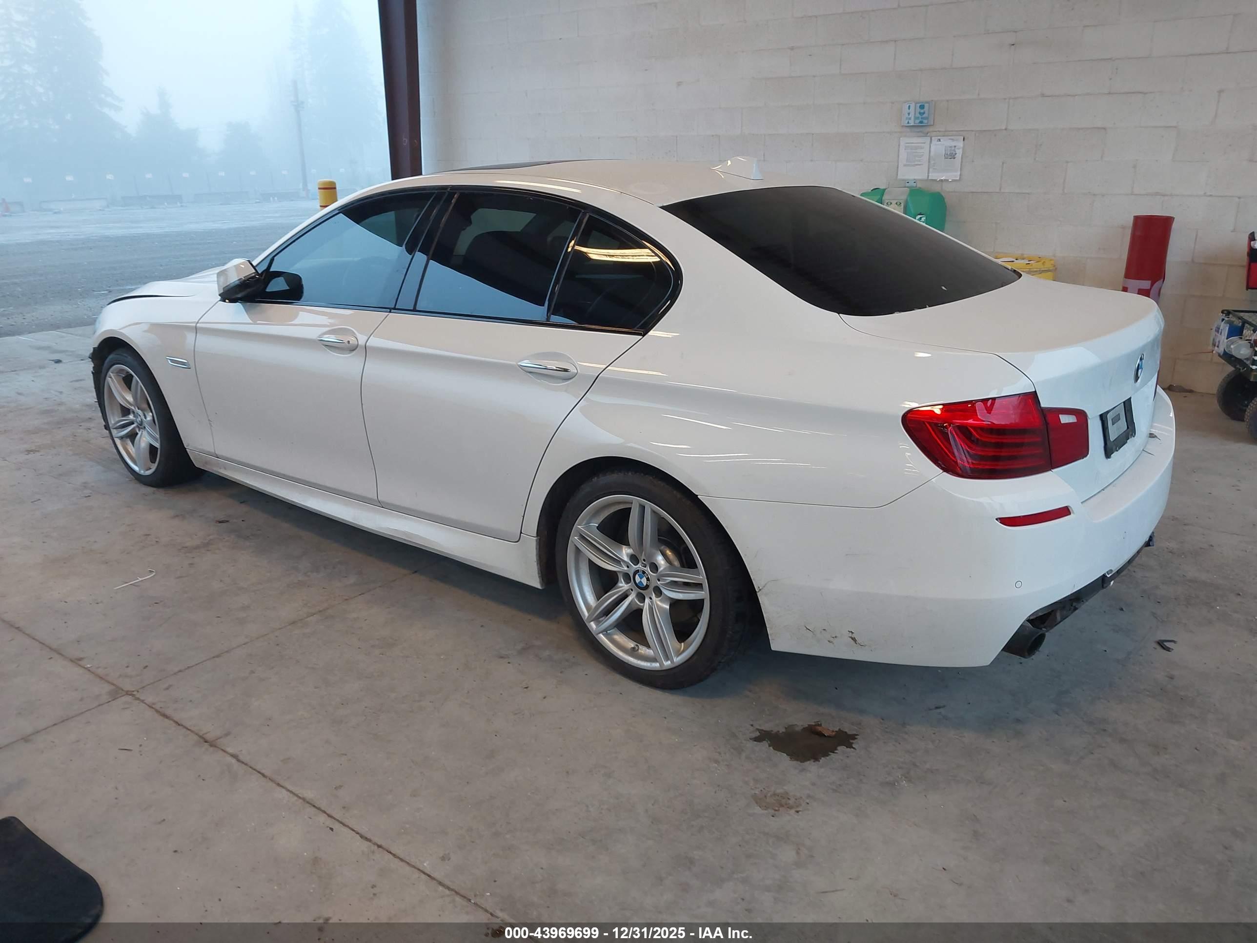 BMW 535I image 3