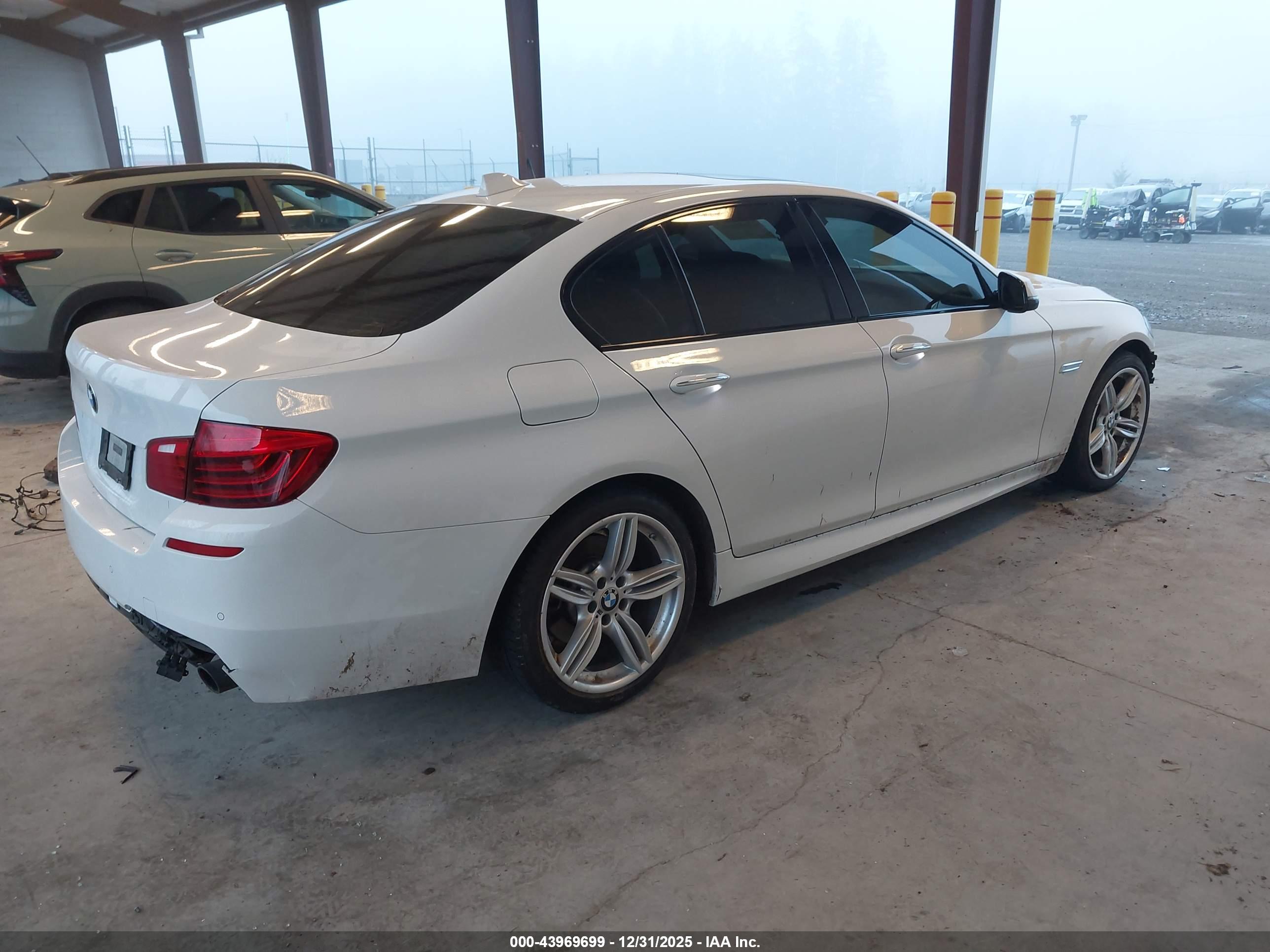 BMW 535I image 4