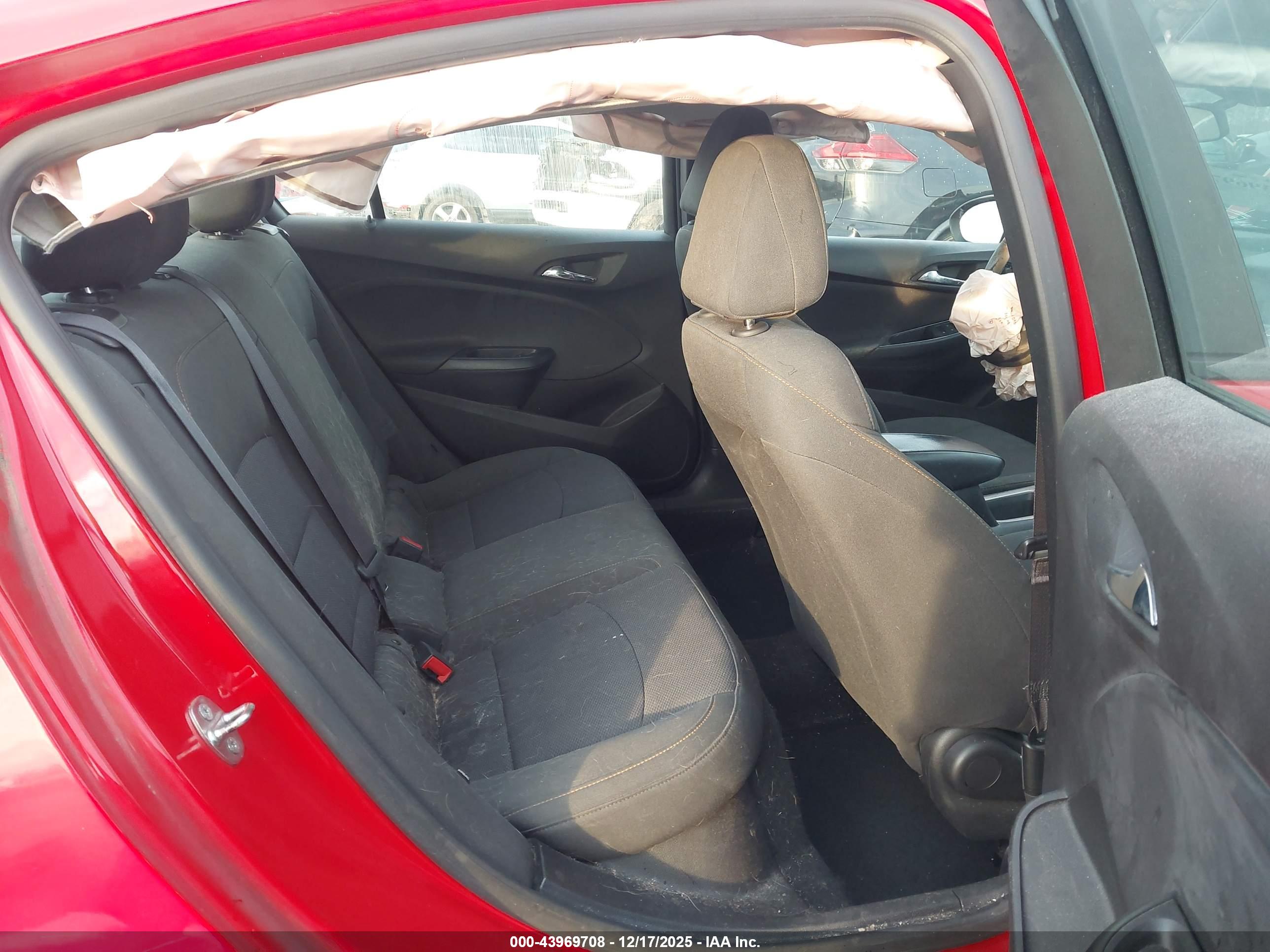 CHEVROLET CRUZE image 8