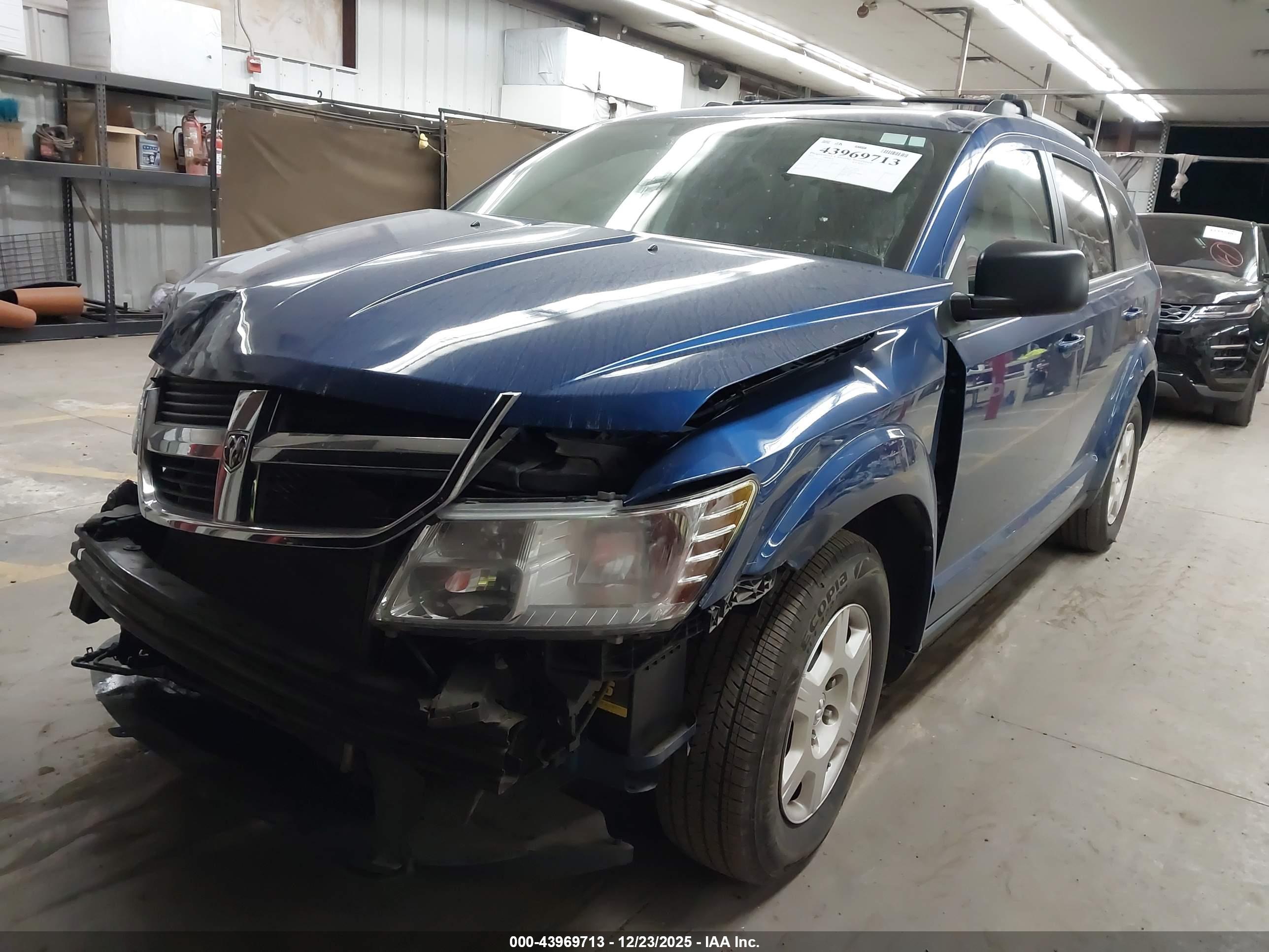 DODGE JOURNEY image 2