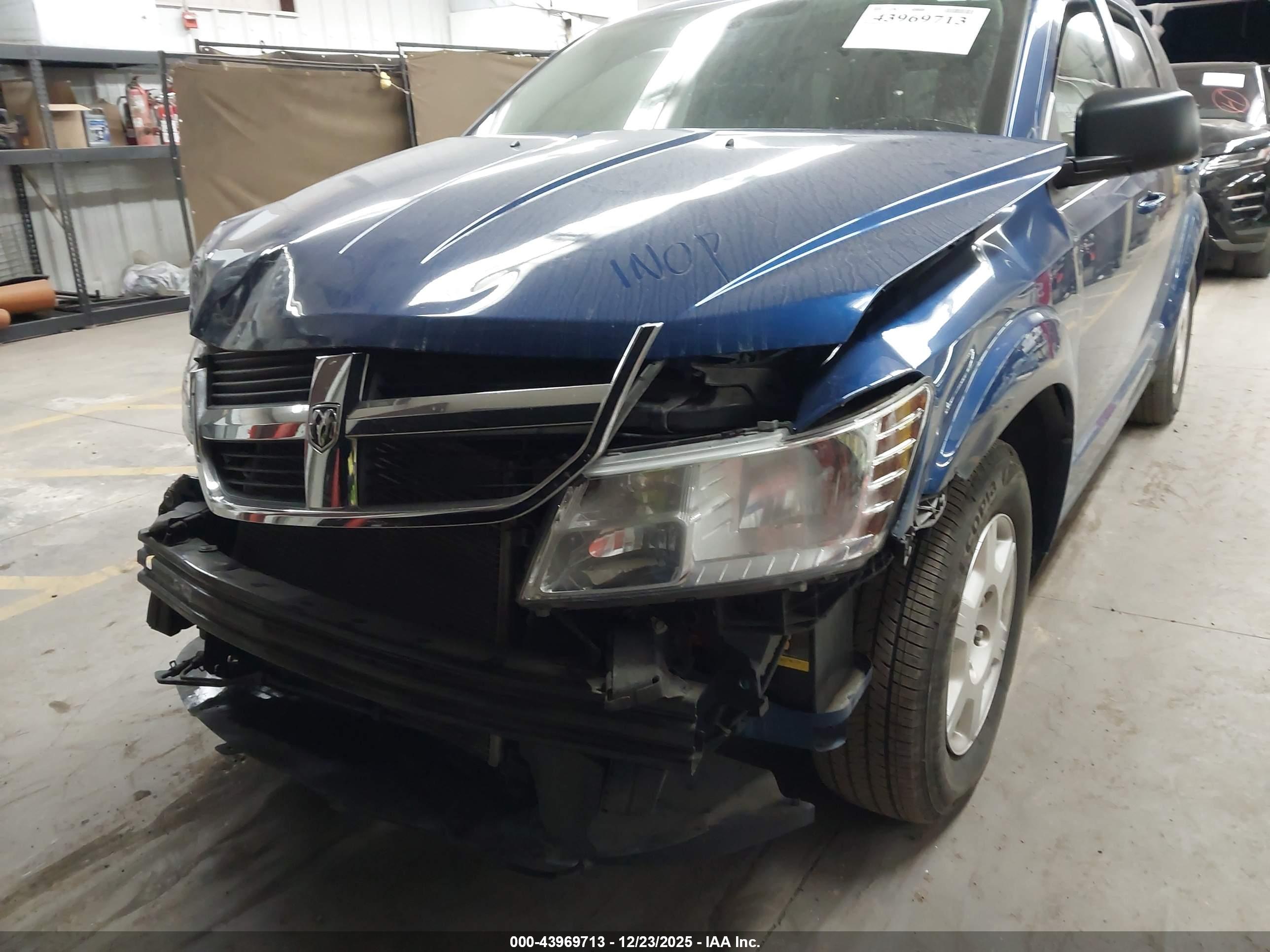 DODGE JOURNEY image 6