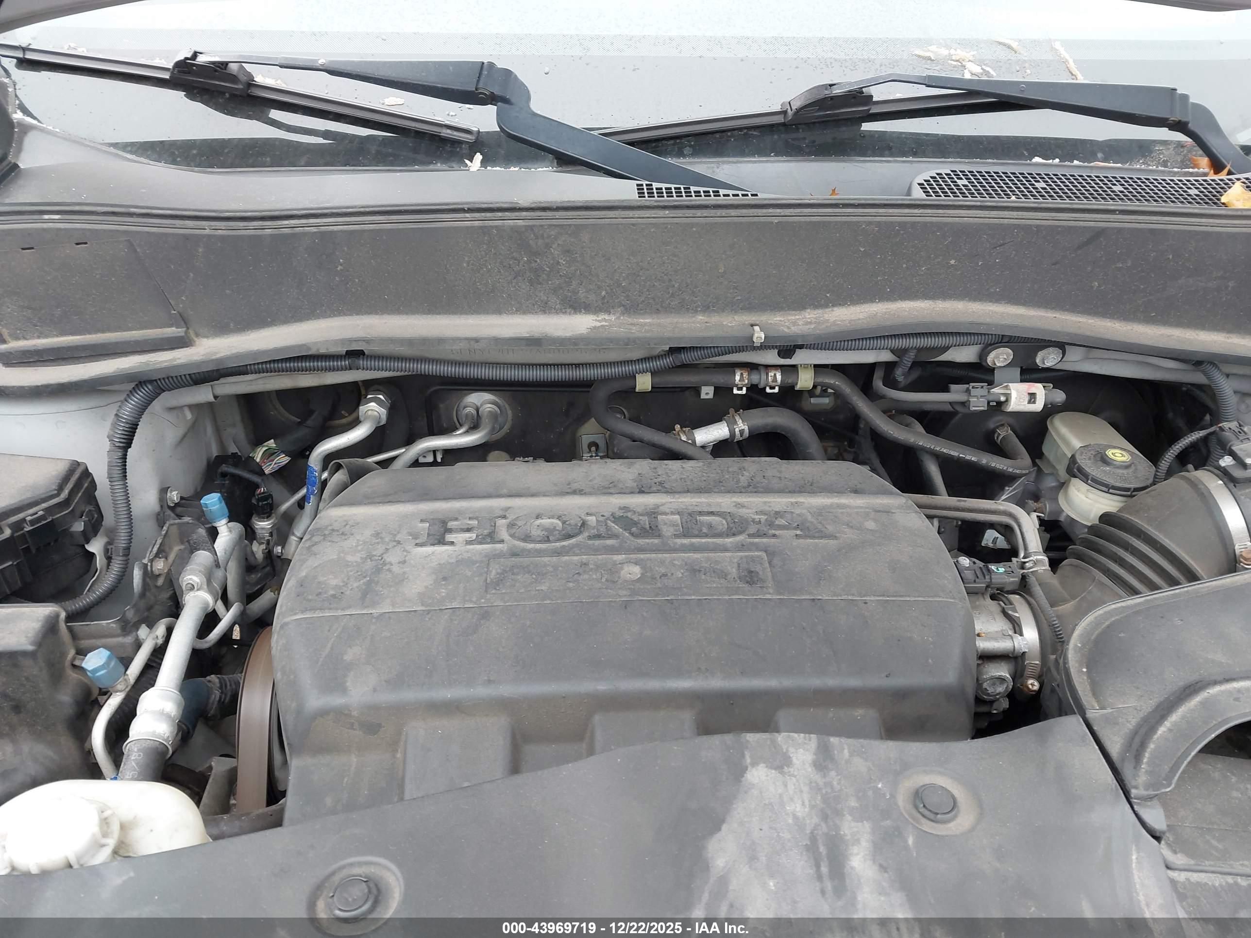 HONDA PILOT image 10