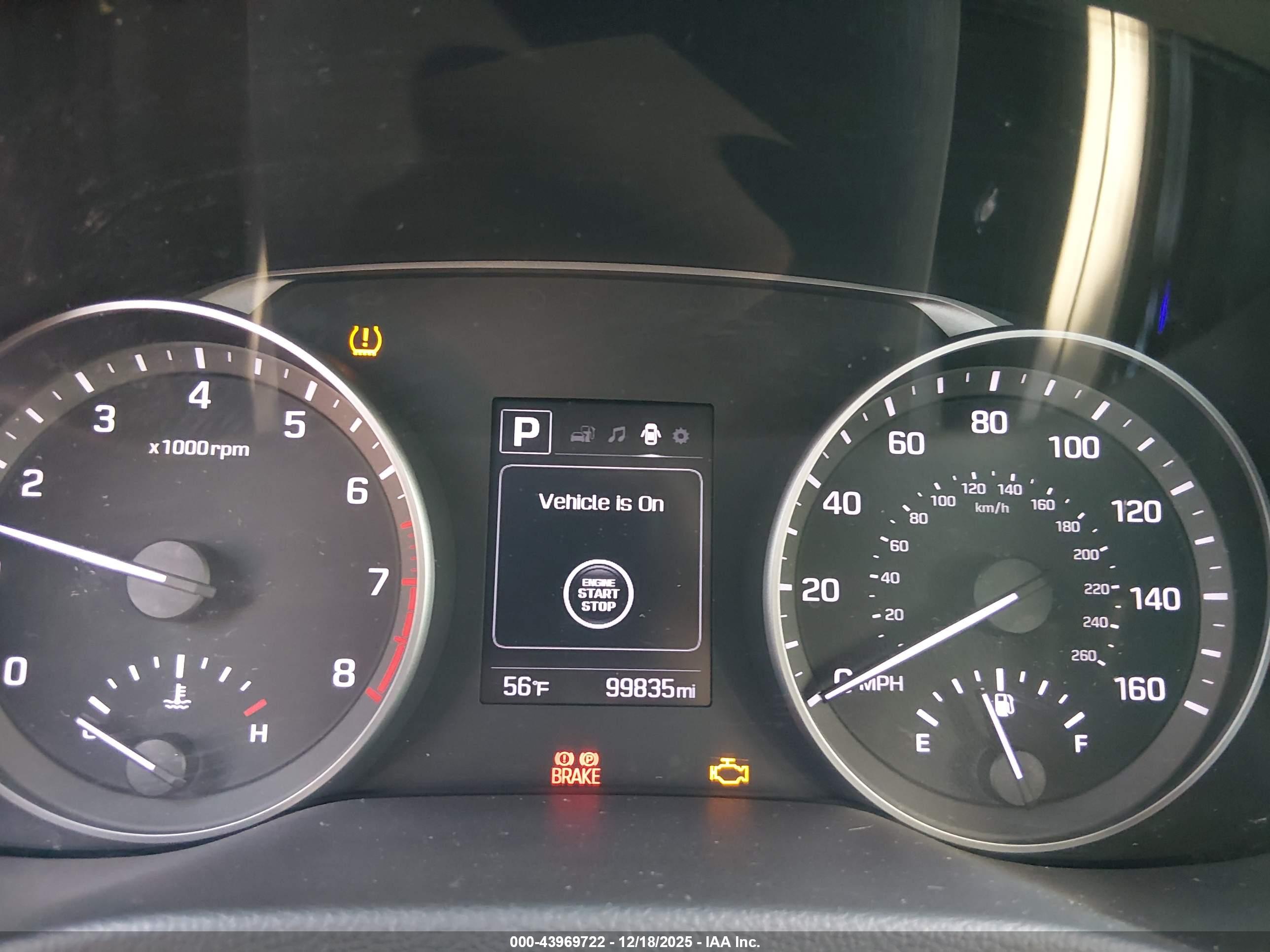 HYUNDAI ELANTRA image 7